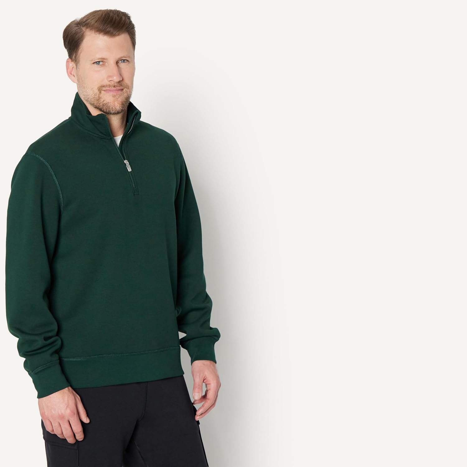 Thumbnail 1 de Amazon Essentials Men’s Active Sweat Quarter-Zip Relaxed-Fit Pullover