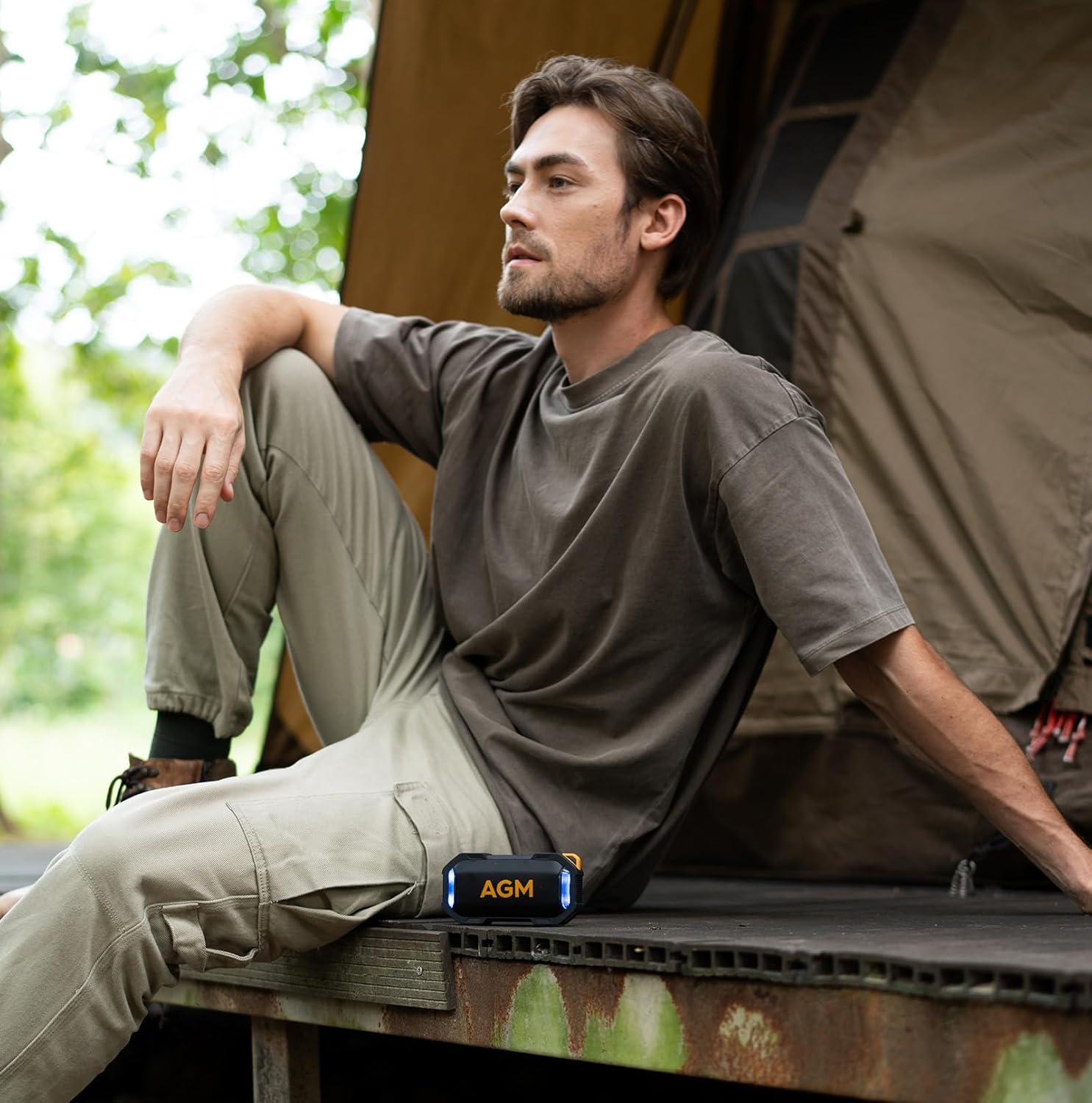 Thumbnail 4 de AGM MagROCK magnetischer Bluetooth-Lautsprecher mit RGB-LEDs, IPX7 und 1800 mAh