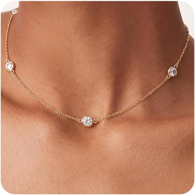 Detalle de Tewiky Cubic Zirconia Necklace, 14K Gold-Plated
