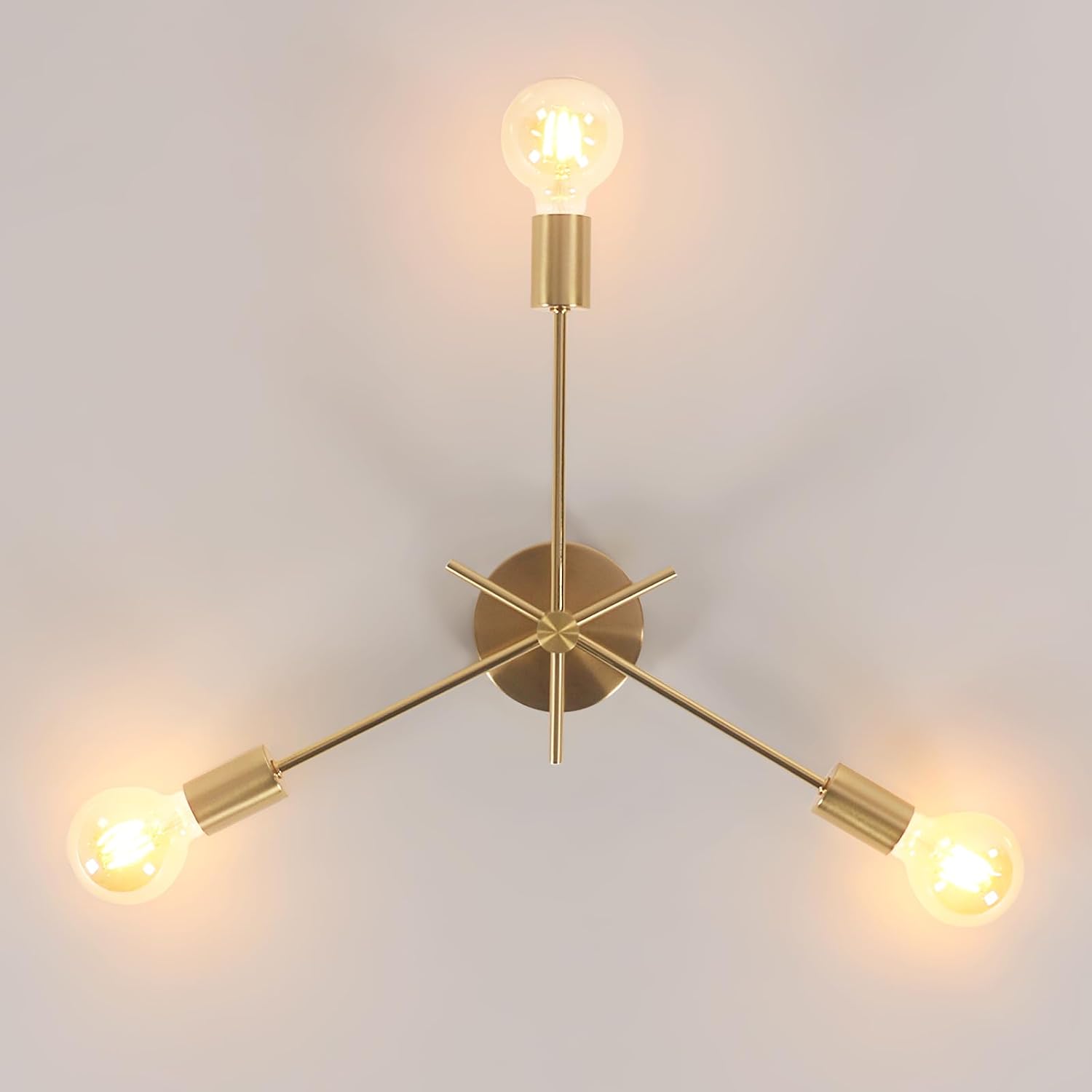 Detalle 1 de Riserva RVDE-52 Sputnik-taklampa i metall, 3 E27-ljuskällor, 180°