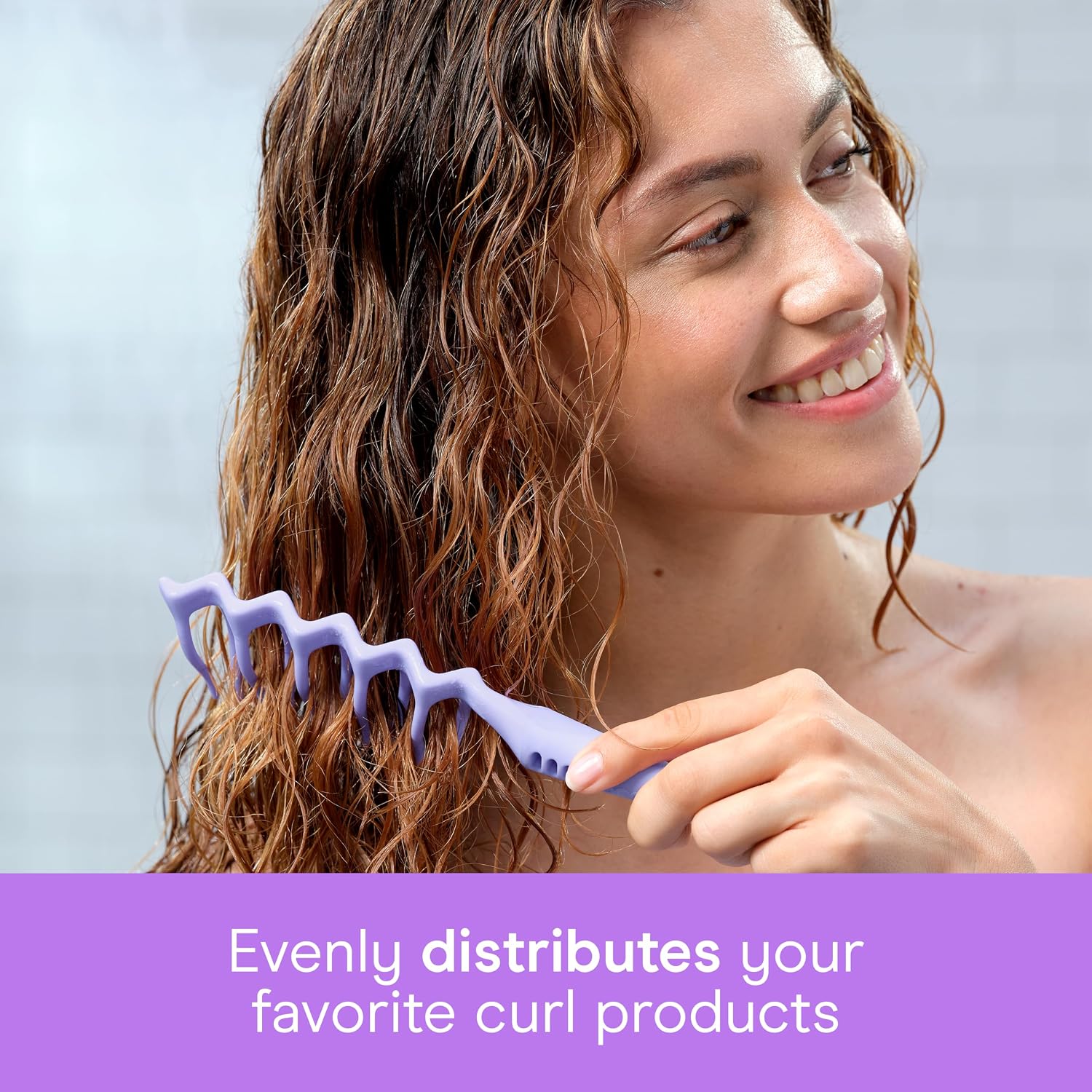 Detalle 1 de Conair Detangling Comb for Curly Hair, Purple