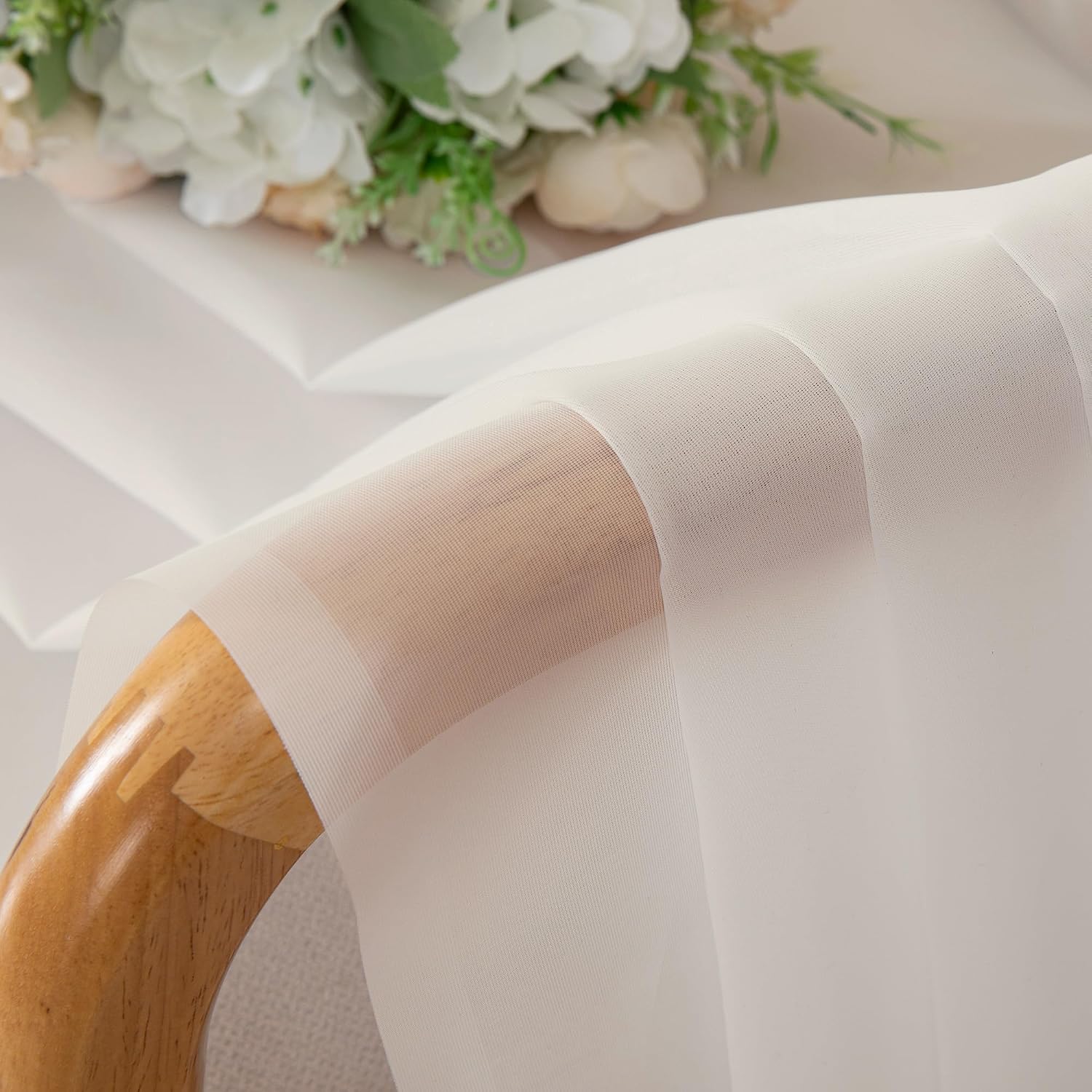 Detalle 2 de Chyhomenyc Ivory Sheer Curtains (96 Inch Length) — 2 Panels Set, Light-Filtering Voile