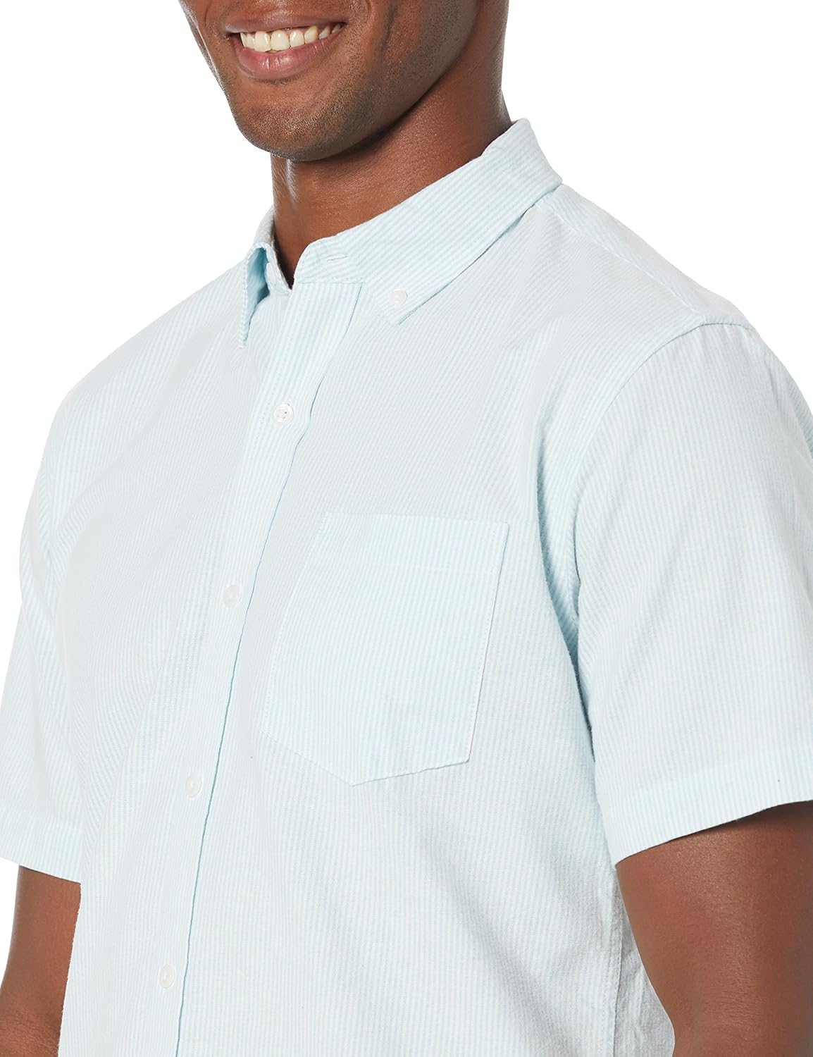 Thumbnail 1 de Amazon Essentials Men's Regular-Fit Short-Sleeve Pocket Oxford Shirt