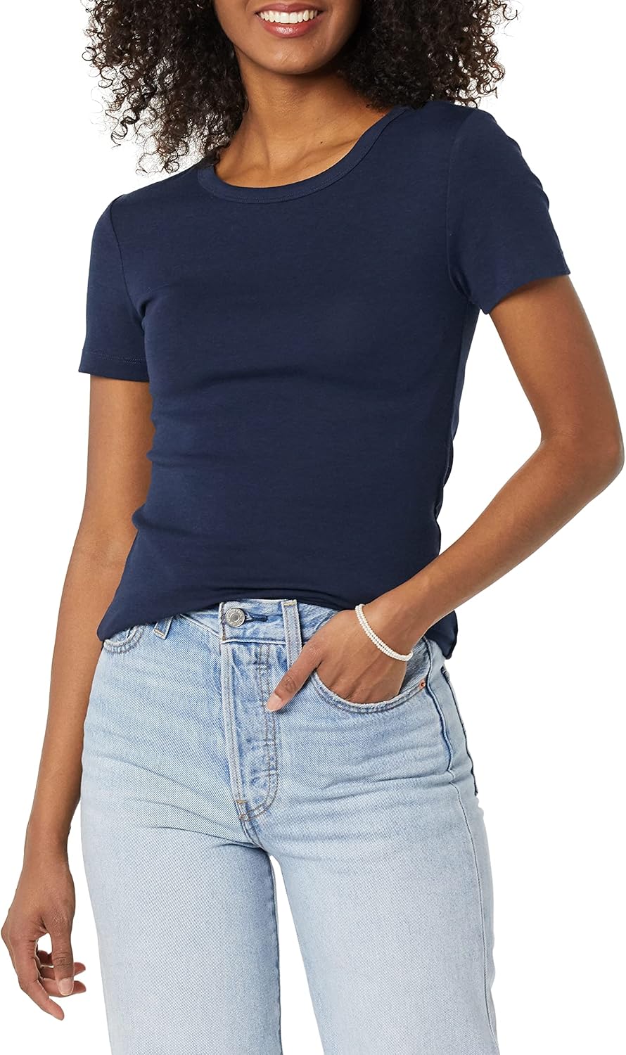 Thumbnail 5 de Amazon Essentials Women's Slim-Fit Short-Sleeve Crewneck T-Shirt, Pack of 2