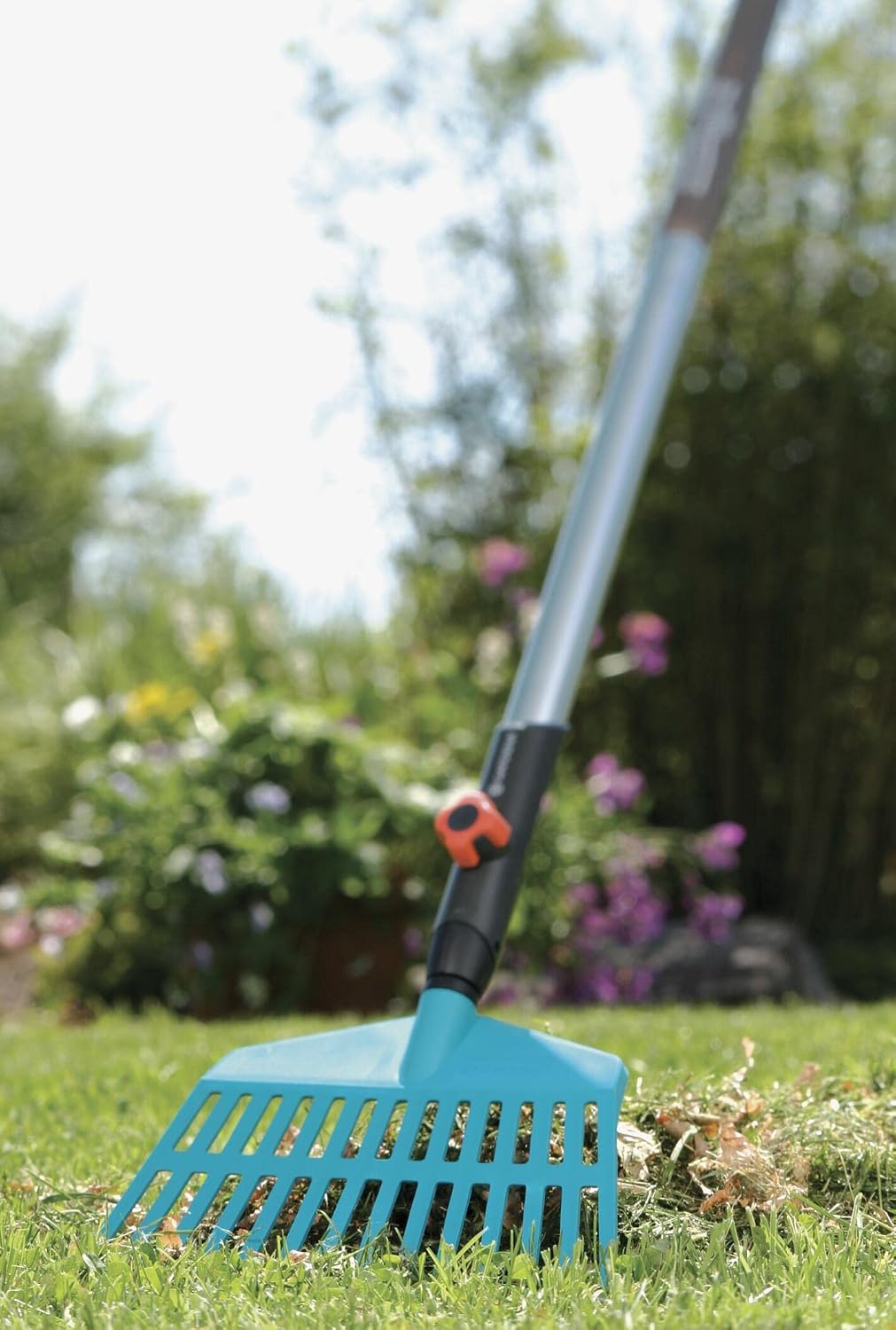 Thumbnail 2 de Gardena Déchets de combisystem: râteau léger 27 cm, dents en plastique – compatible toutes tiges CS (3105-20)
