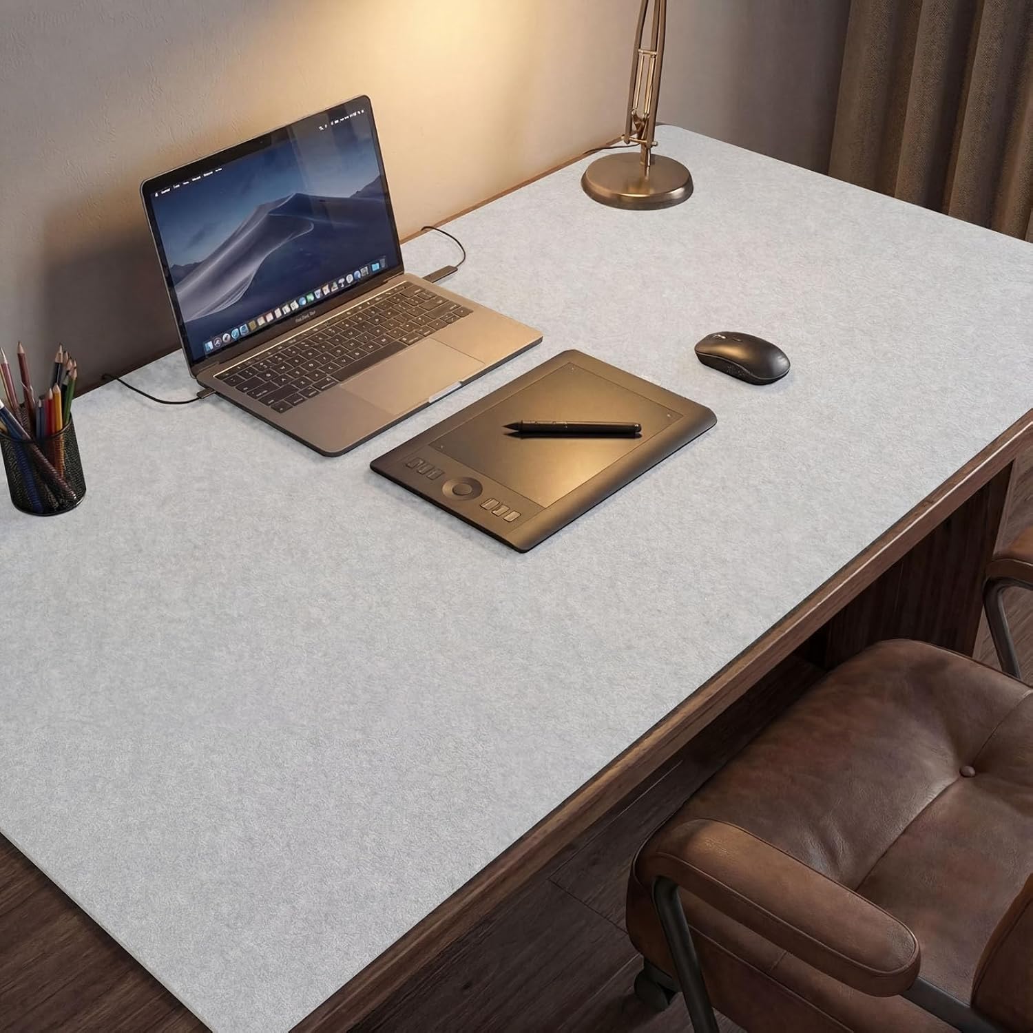 Detalle de DAWNTREES 140x60 cm Desk Mat – Extra Large Felt Desk Pad in Grey