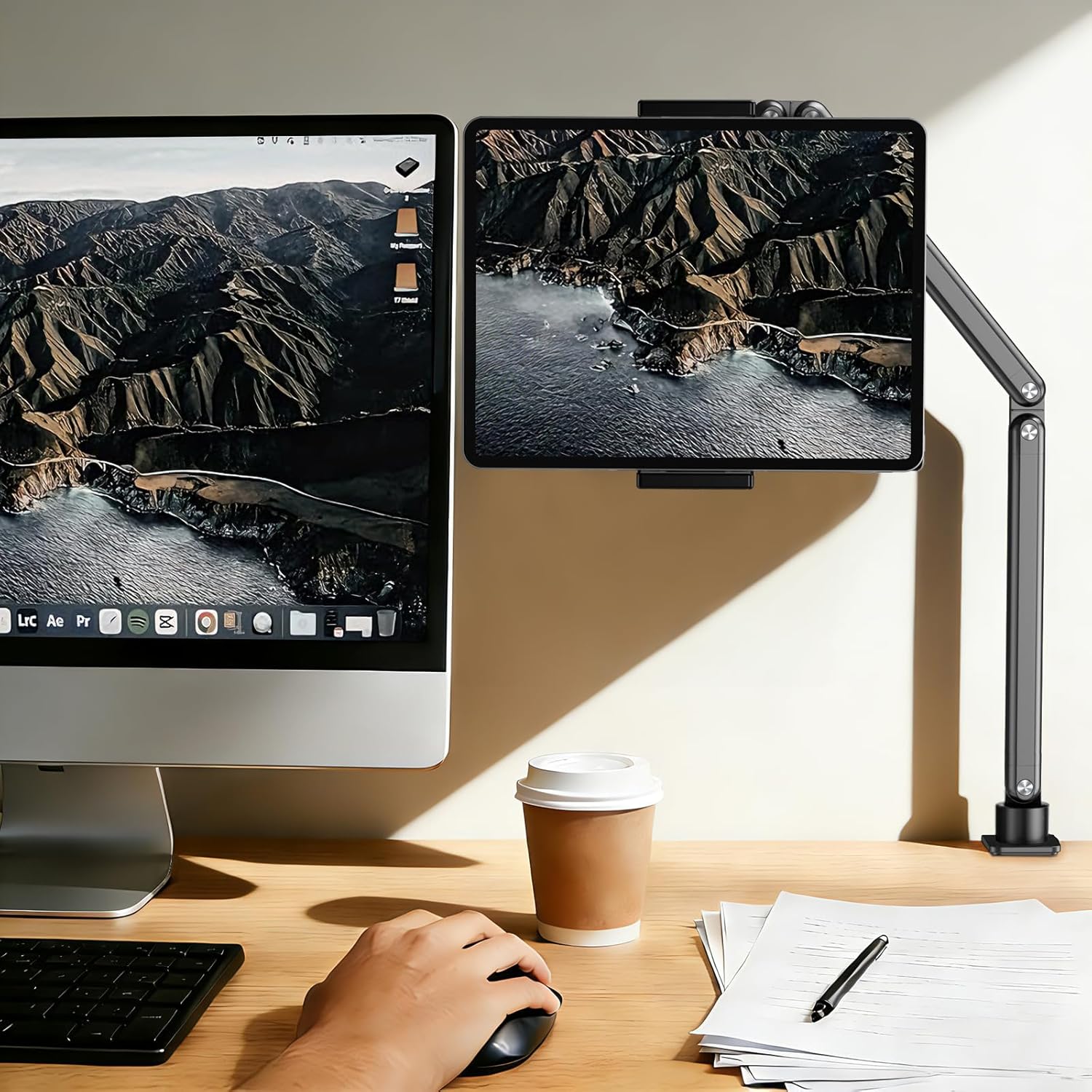Thumbnail 3 de Urmut Tablet-Ständer für den Schreibtisch – verstellbare Aluminium-Halterung mit 360° Drehung