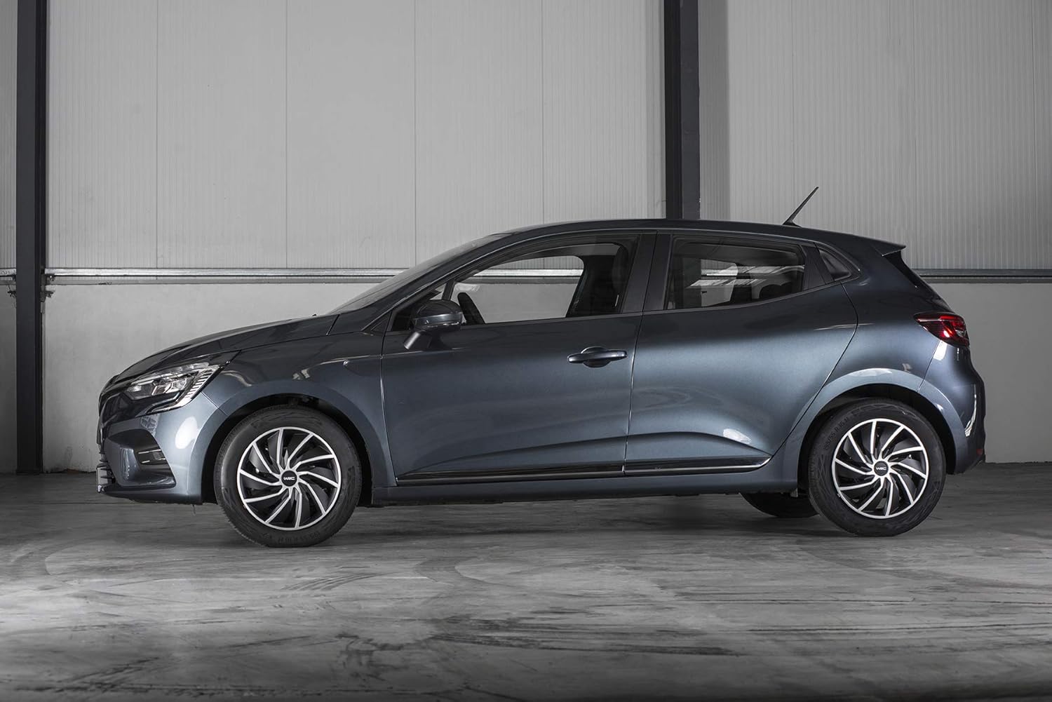 Thumbnail 4 de WRC 007598 – 4 Enjoliveurs 15" Turbo Bicolore Argent et Noir