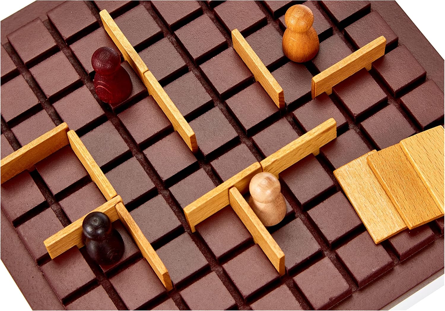 Detalle 2 de Gigamic Quoridor Mini: gioco da tavolo astratto con barriere e sfida veloce