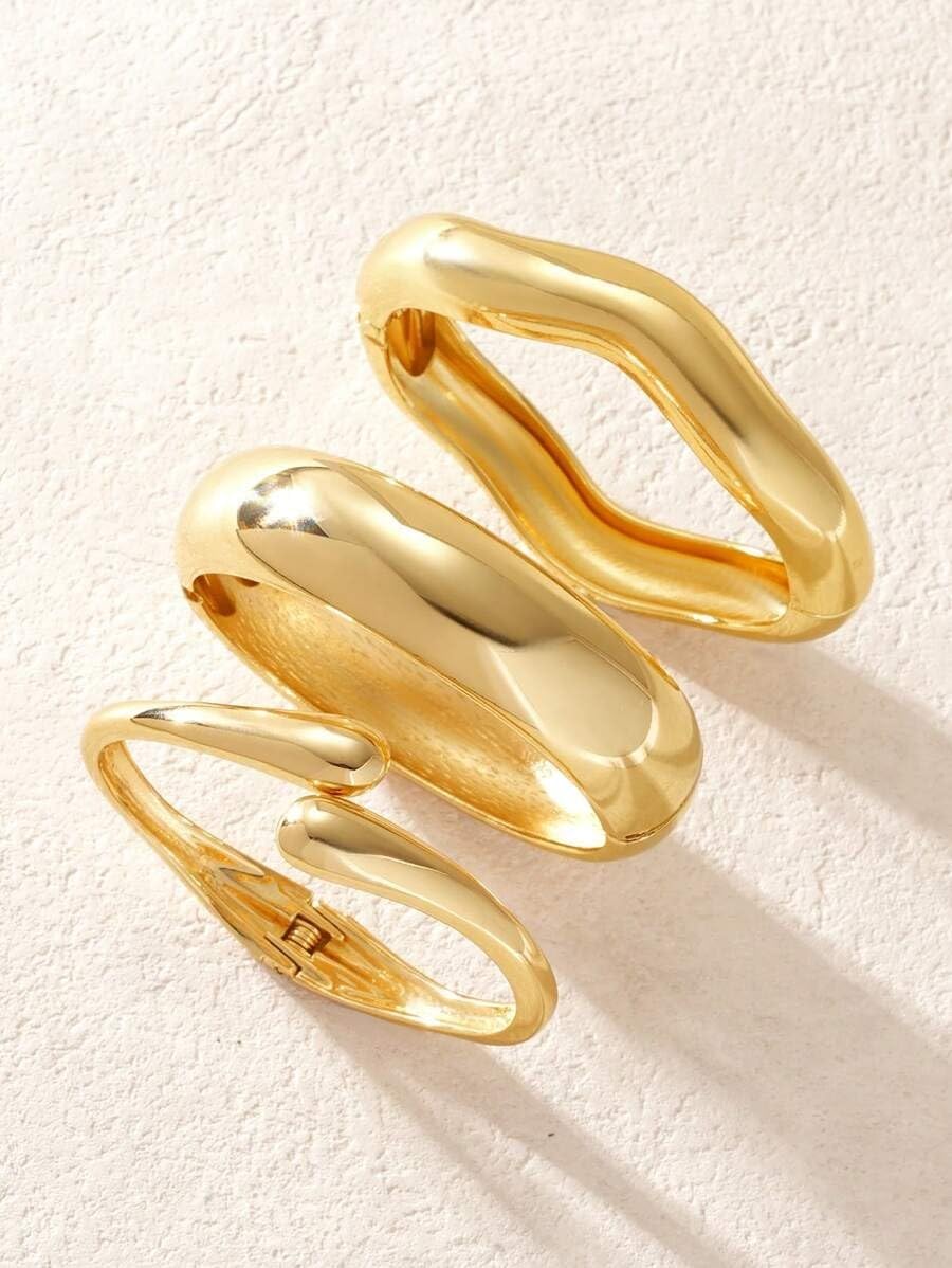 Detalle 2 de Gold-Plated Bangle Bracelet Set, 3-Piece
