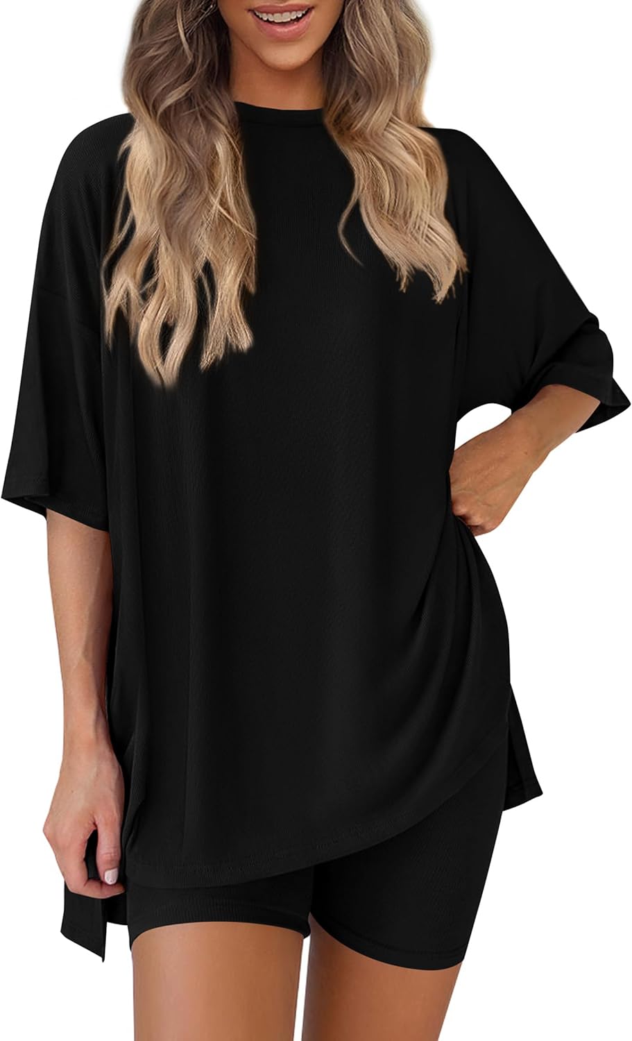 Detalle de PRETTYGARDEN 2-Piece Lounge Set 2026 — Oversized Shirt & Shorts