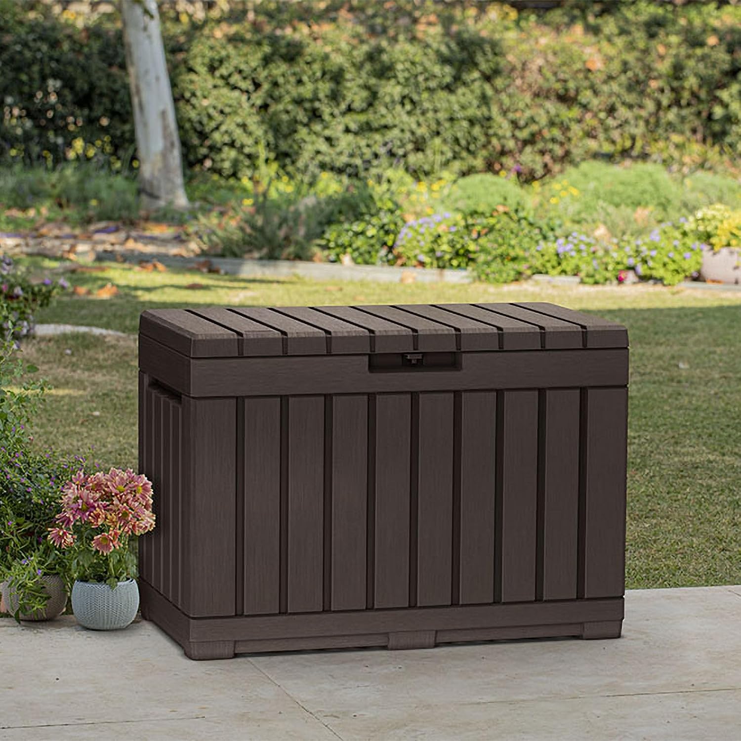 Thumbnail 3 de Keter Kentwood 190L Outdoor Resin Garden Storage Box – Brown with Weatherproof Wood-Effect Panels