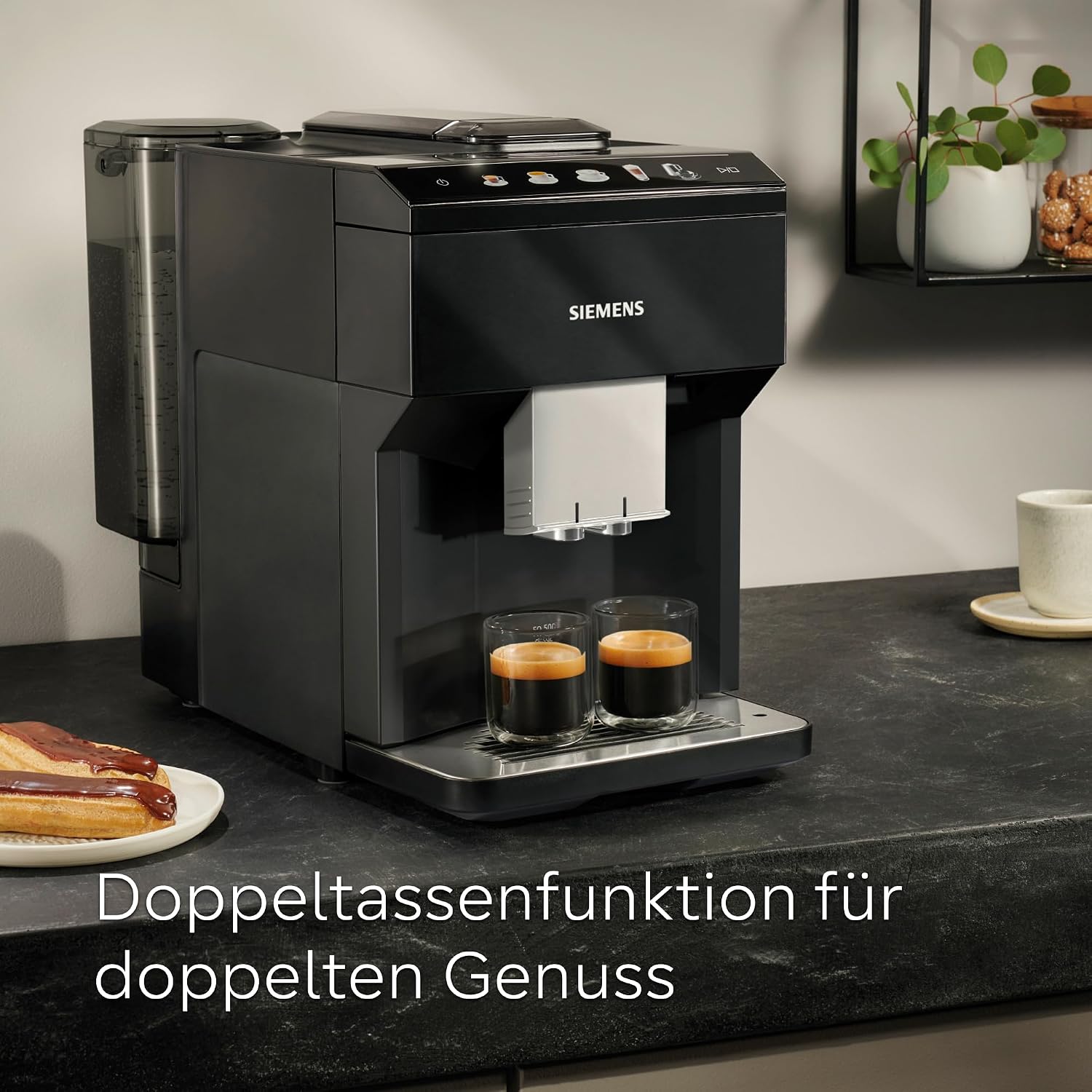 Detalle de Siemens Kaffeevollautomat EQ500 classic: farbiges TFT-Display, 5 Getränke, Doppeltassenfunktion und einfache Reinigung