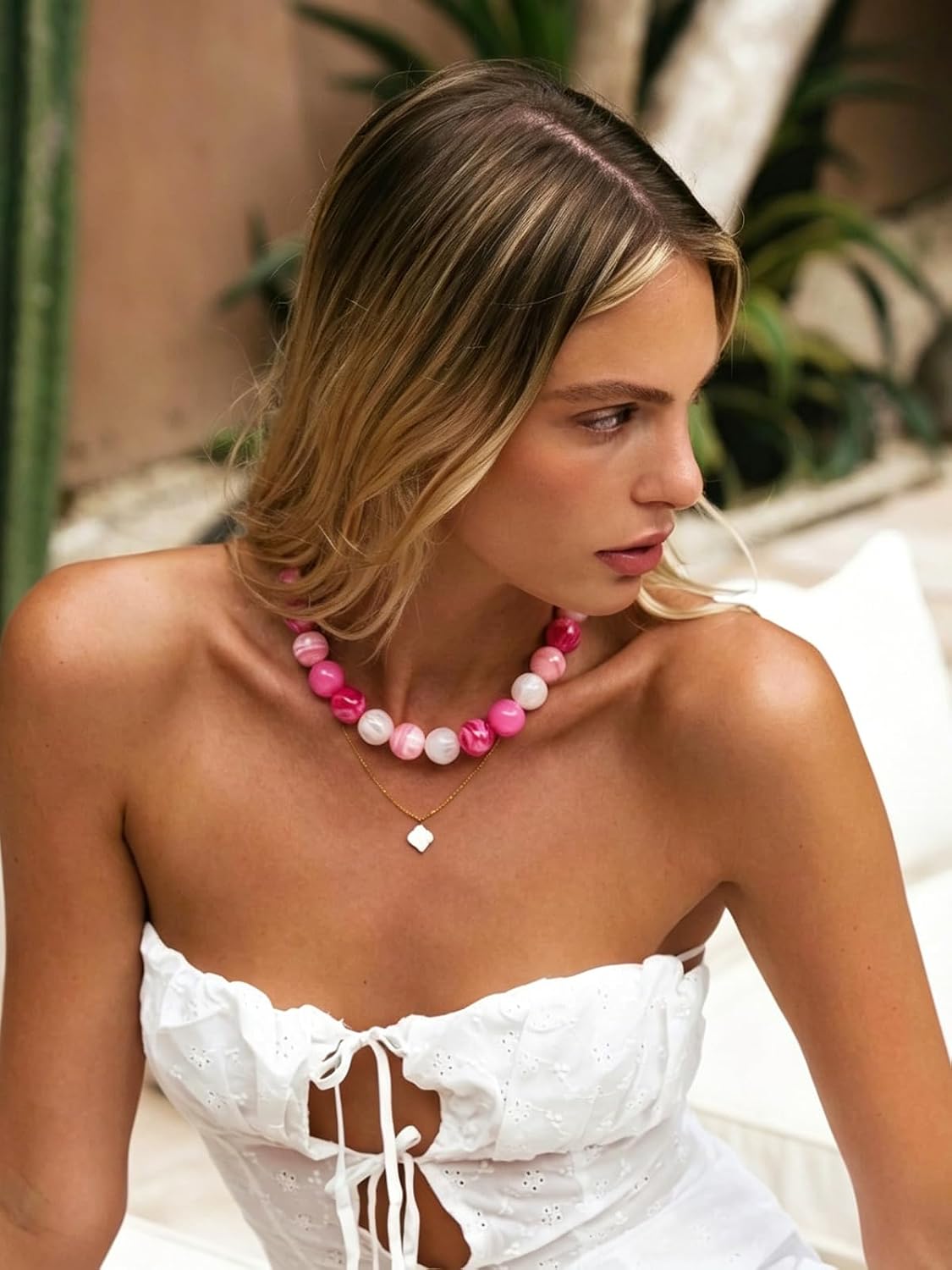 Detalle de ENSKEFEN Beaded Necklace in Resin