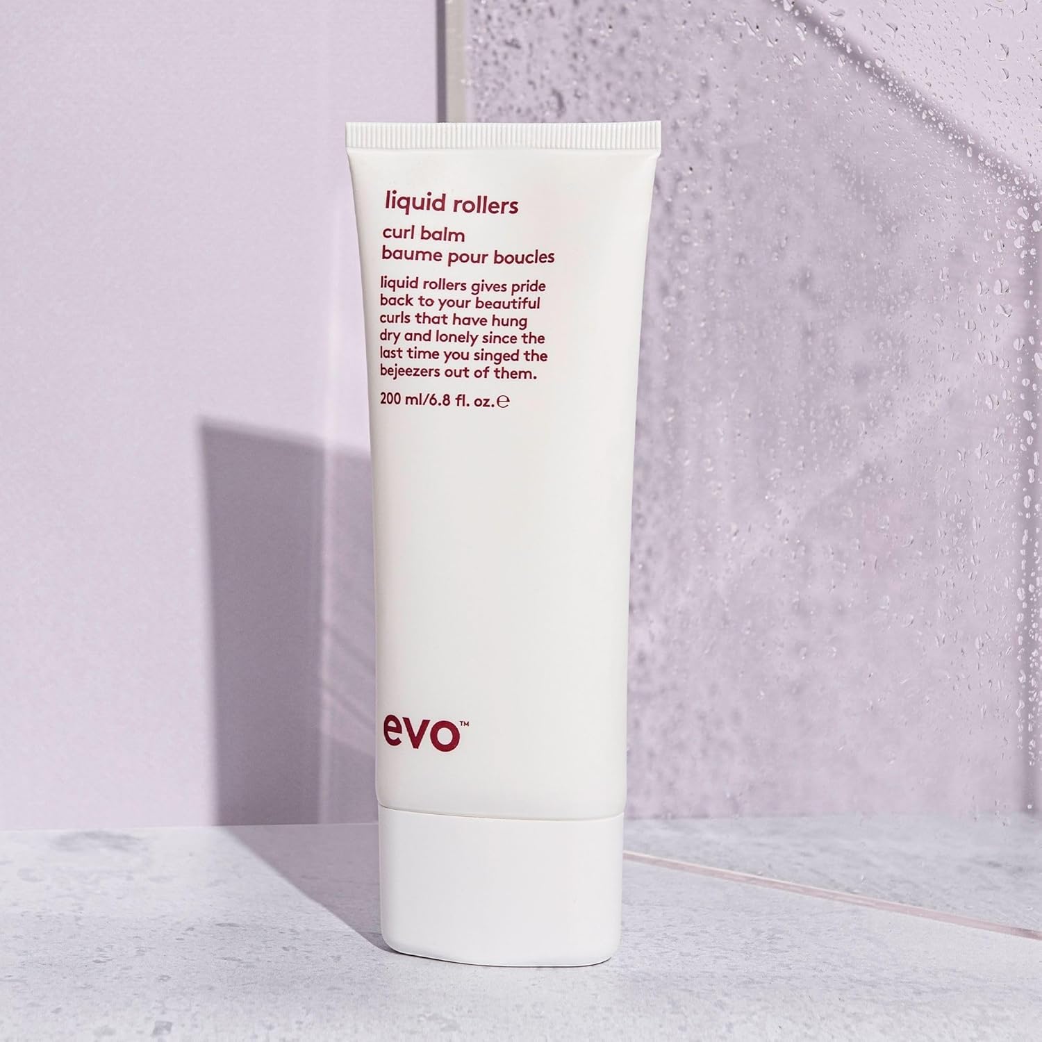 Detalle 2 de Evo Liquid Rollers Curl Balm: Lightweight, Buildable Curl Definition and Frizz Protection