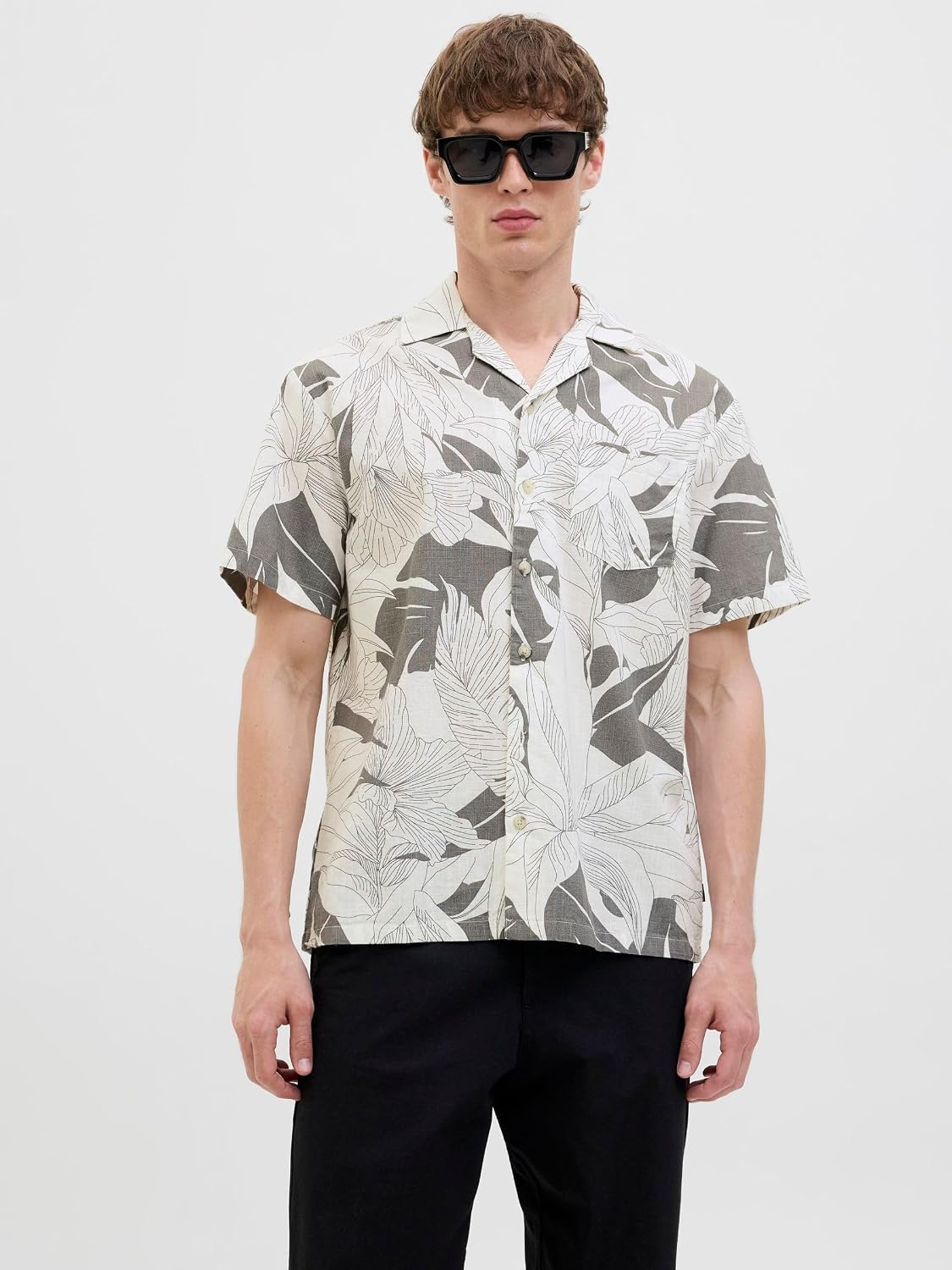 Detalle 2 de JACK & JONES Male Hawaii-Hemd Relaxed Fit