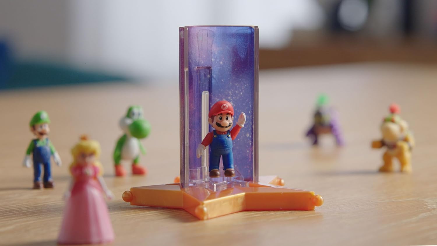 Detalle de The Super Mario Galaxy Movie 1.5” Mini Figures 6-Pack with Star Launcher Accessory