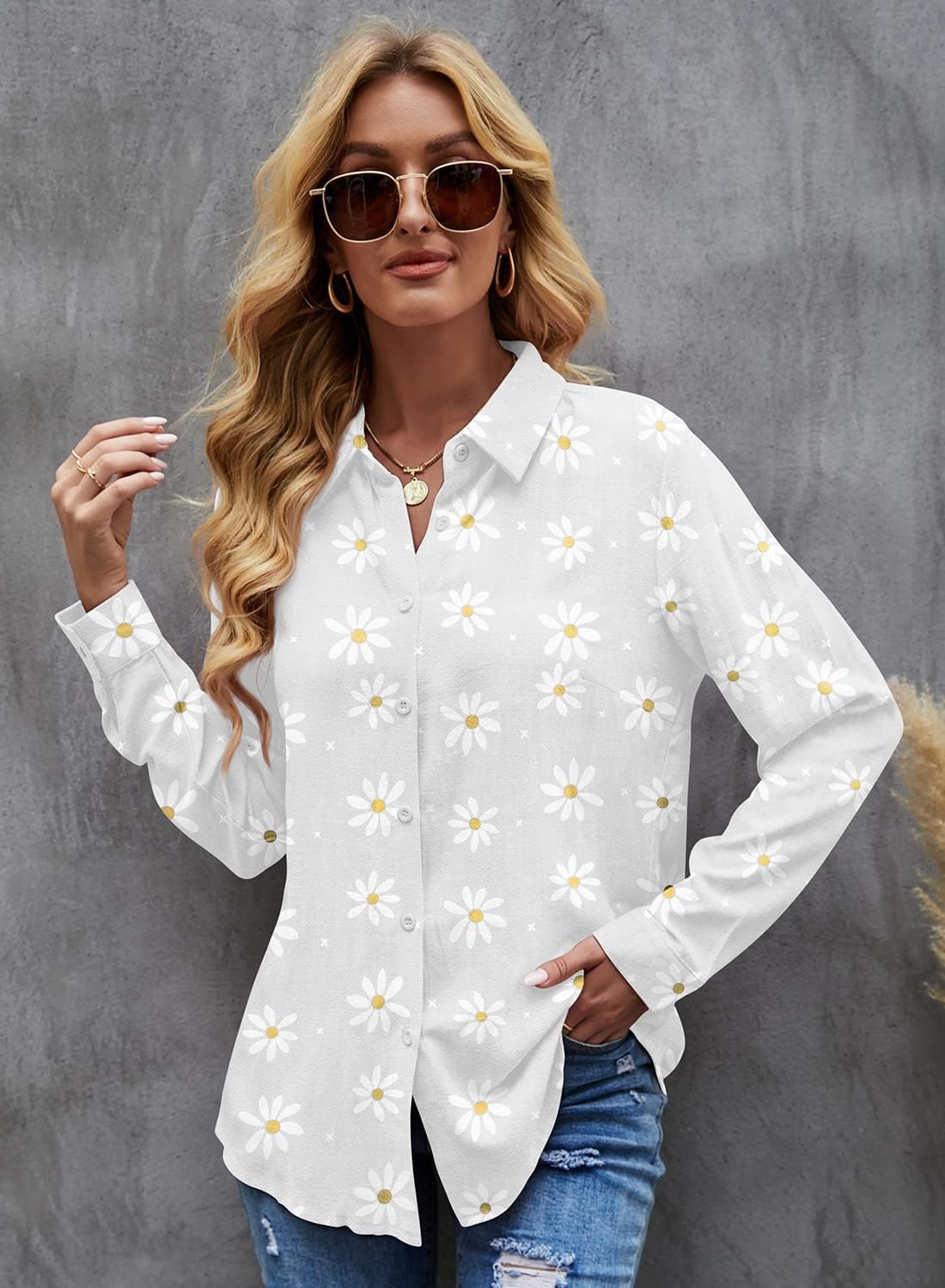 Detalle de Livonmone women’s casual long-sleeve V-neck button-down tunic blouse