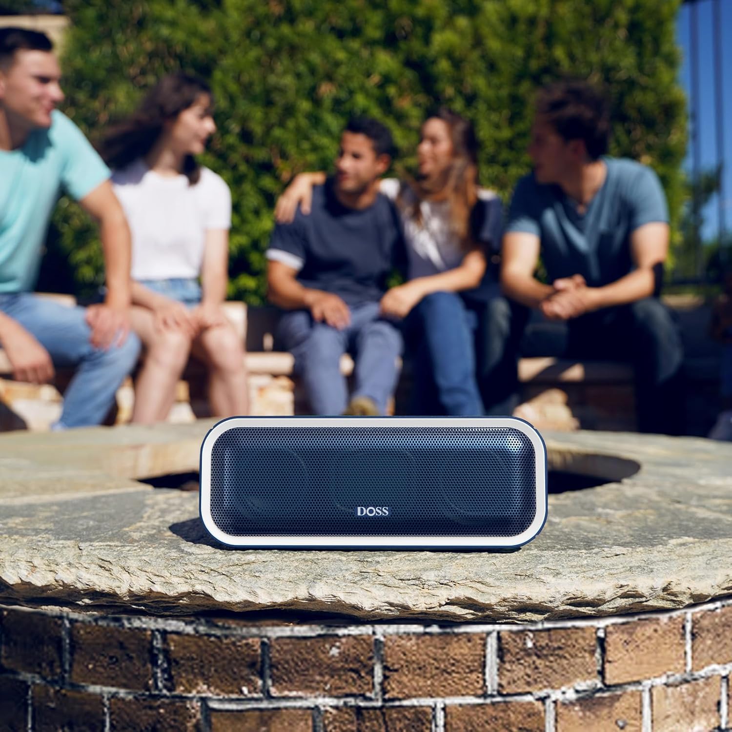 Thumbnail 6 de DOSS SoundBox Pro+ Bluetooth Speaker with Immersive 24W Stereo Sound, IPX6 Waterproof (Mixed Color Lights)