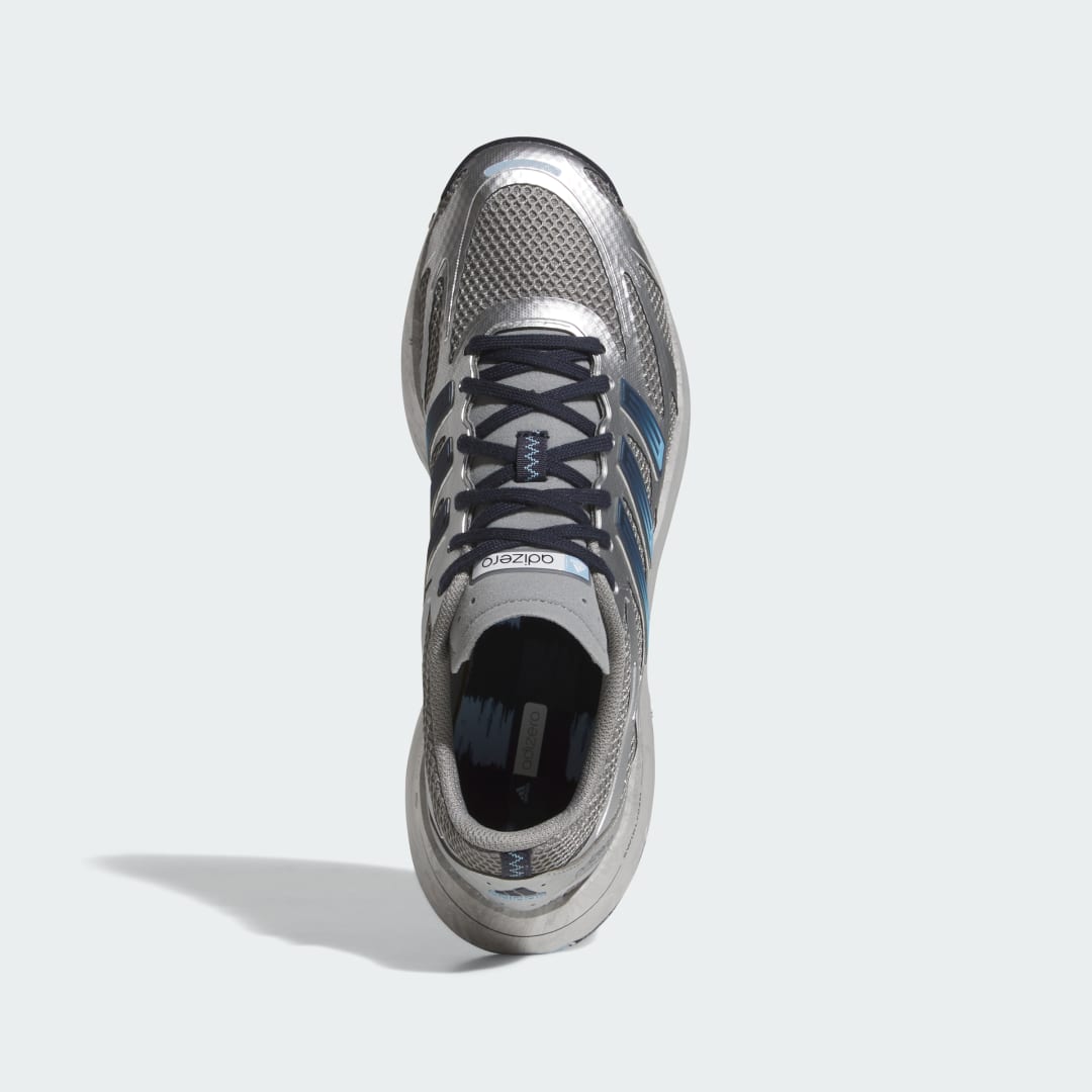 Detalle de Adizero Aruku de Adidas: zapatilla gris para uso diario y entreno ligero