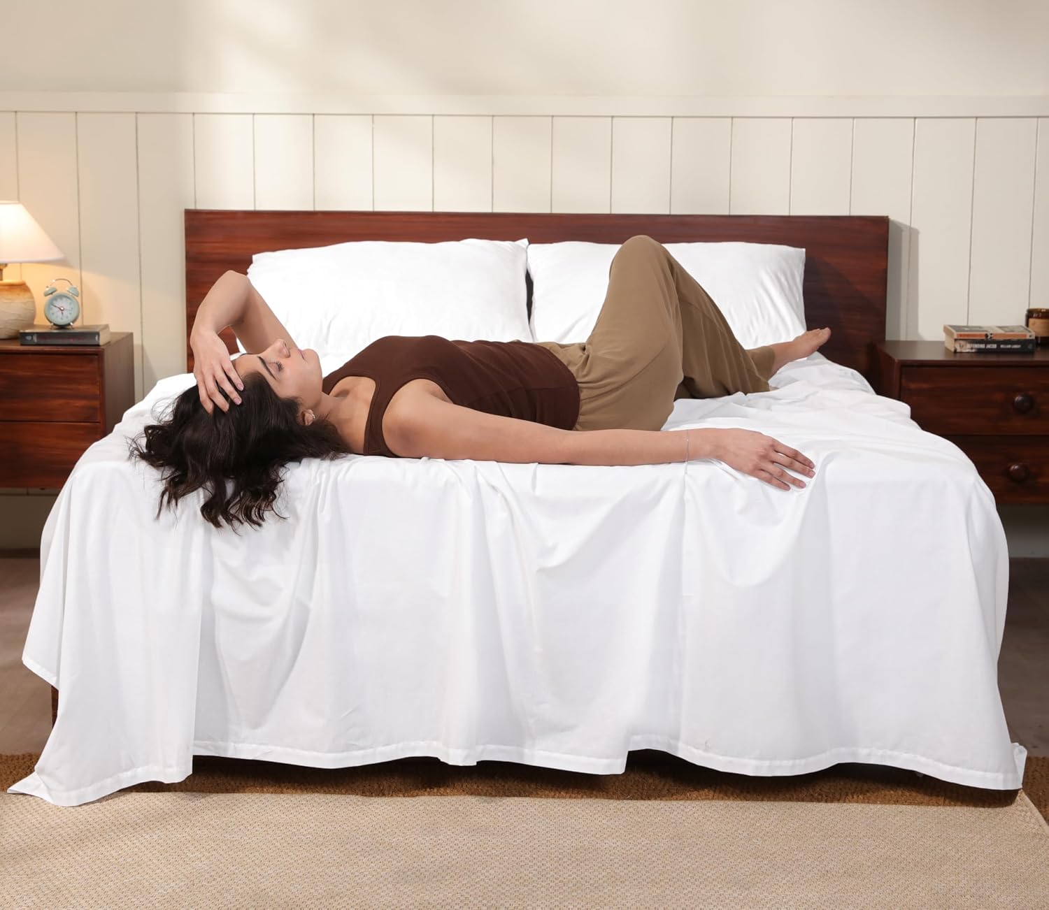 Detalle de RUVANTI 100% Cotton Percale Sheets – Queen, Bright White with Peach Finish