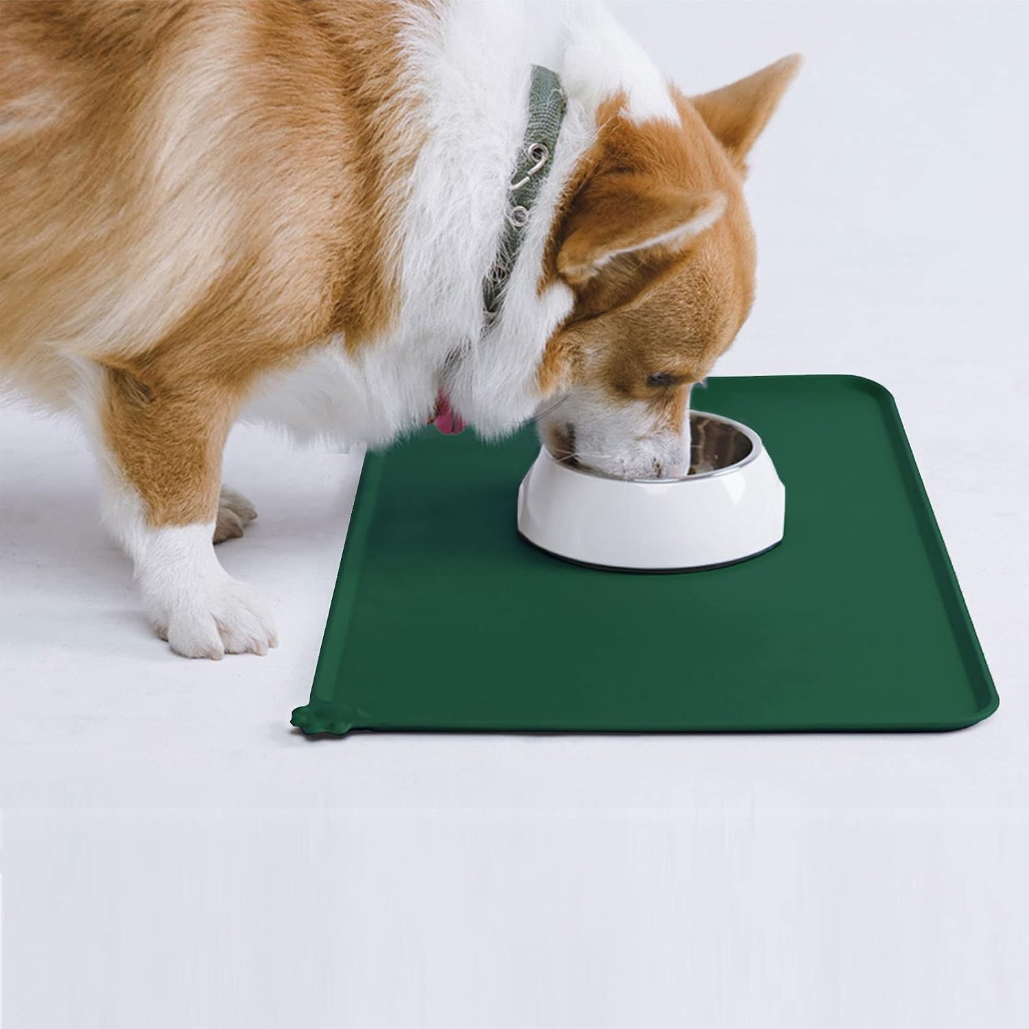 Thumbnail 6 de AUDWUD Silicone Waterproof Pet Feeding Mat (47 x 30 cm) – Anti-slip Bowl Mat