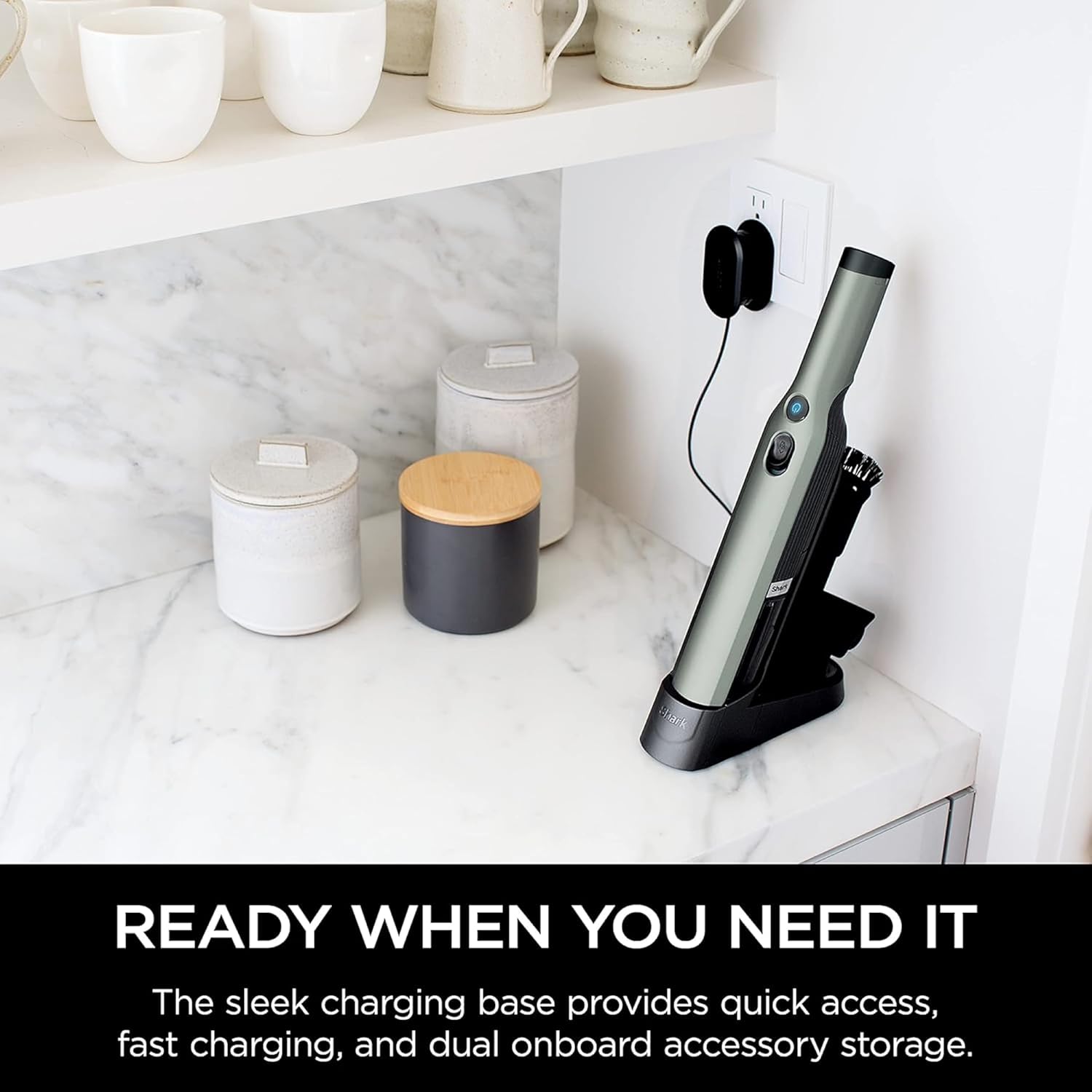 Detalle de Shark WANDVAC WV200C Handheld Vacuum, 1.4 lb, Crevice Tool and Charging Dock