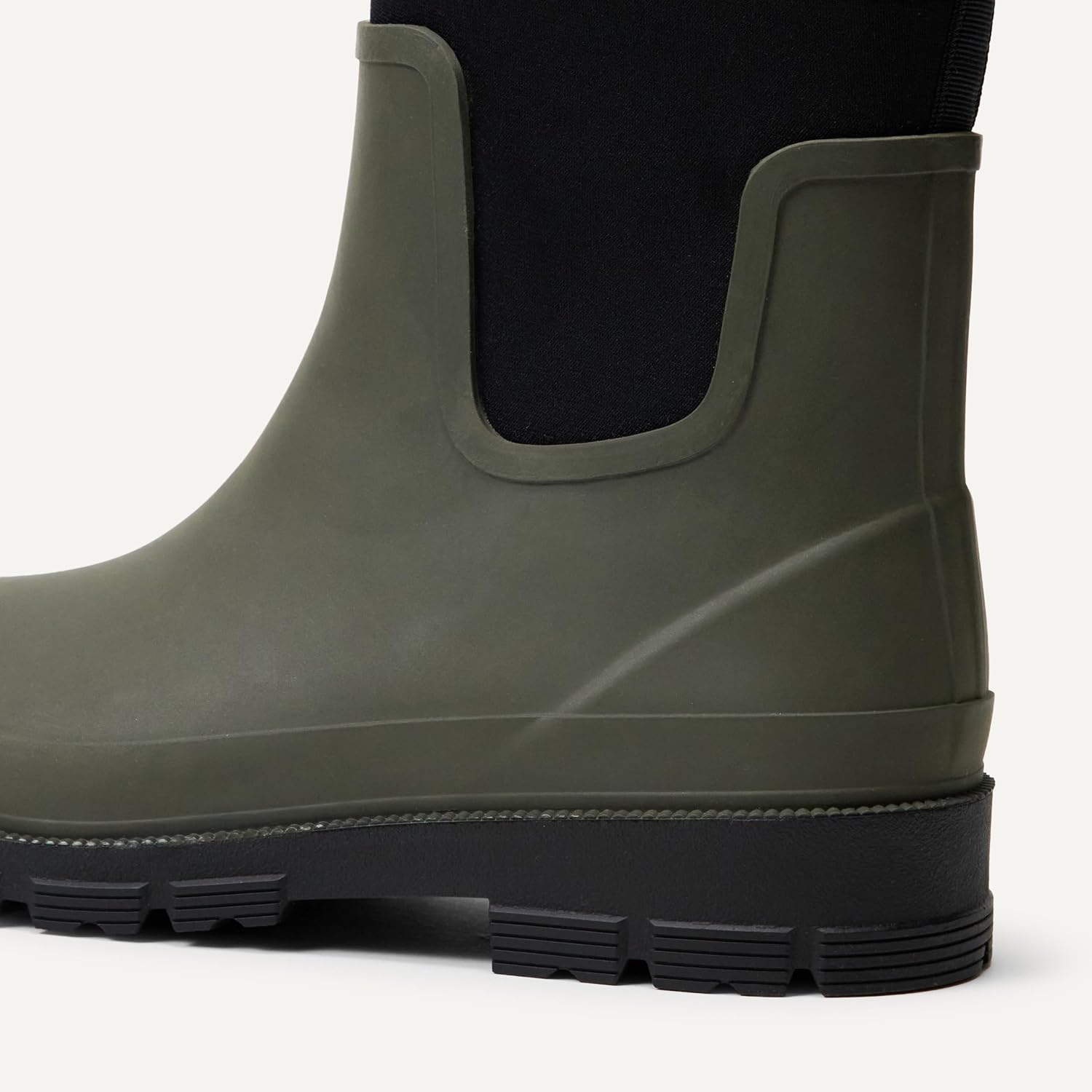 Detalle de Amazon Essentials Damen Wasserdichte Chelsea-Stiefelette – Regenstiefel mit elastischen Einsätzen
