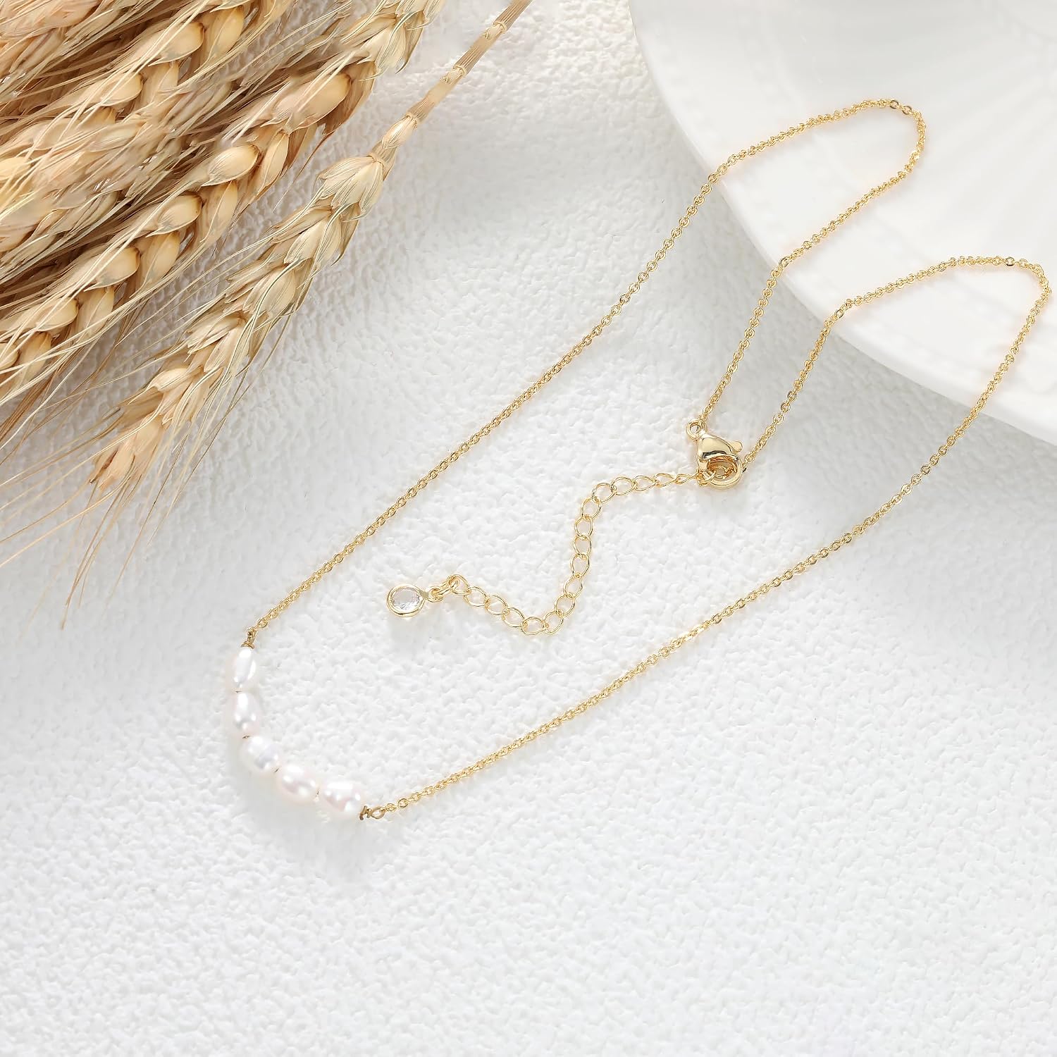 Detalle 2 de Tewiky Pearl Necklace 14K Gold-Plated