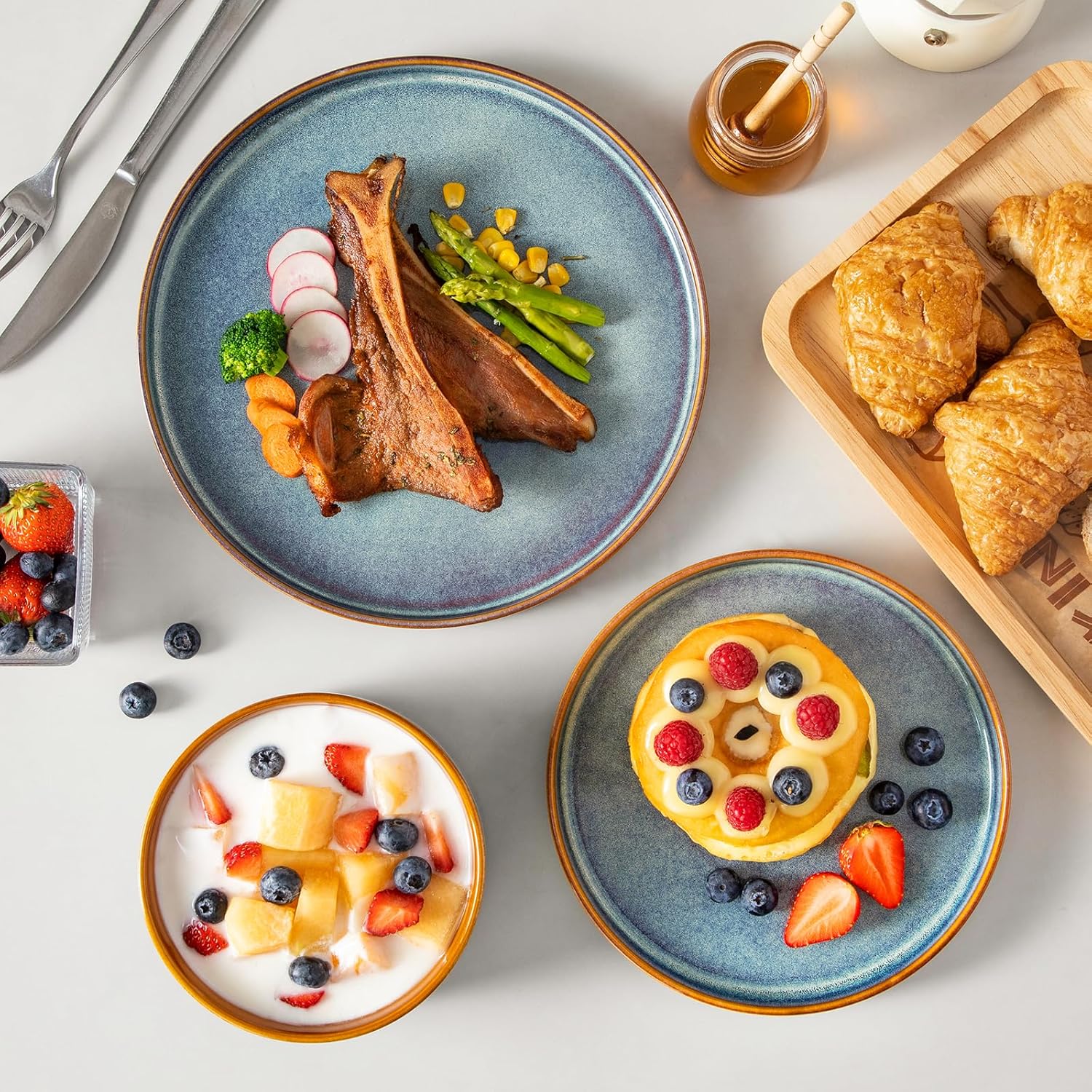 Thumbnail 6 de vancasso ONION Ceramic Dinnerware Set (12-Piece) with Reactive Glaze in Blue