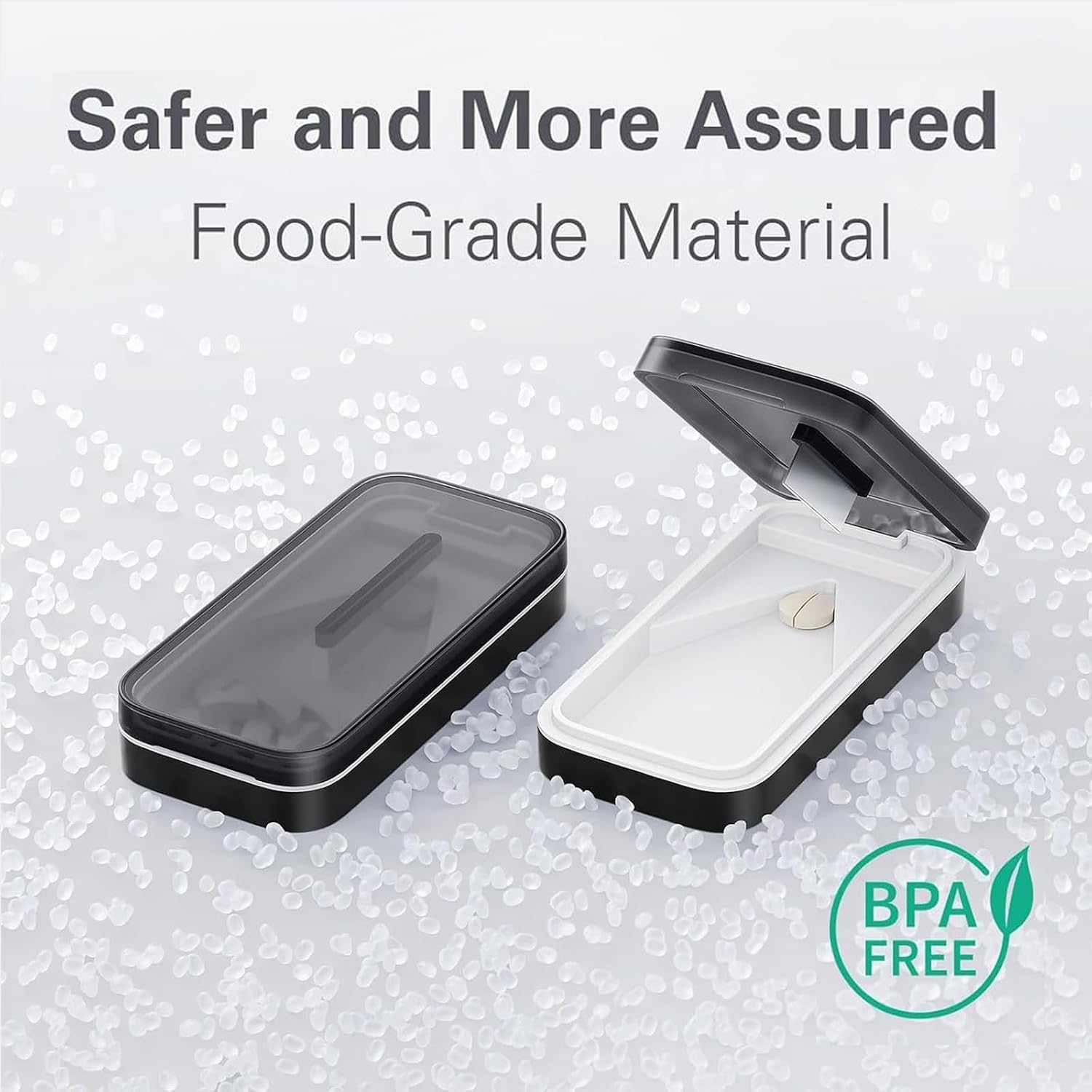 Detalle 2 de BUG HULL Z-011 Pill Cutter with V-Shaped Silicone Pad and Stainless Steel Blade