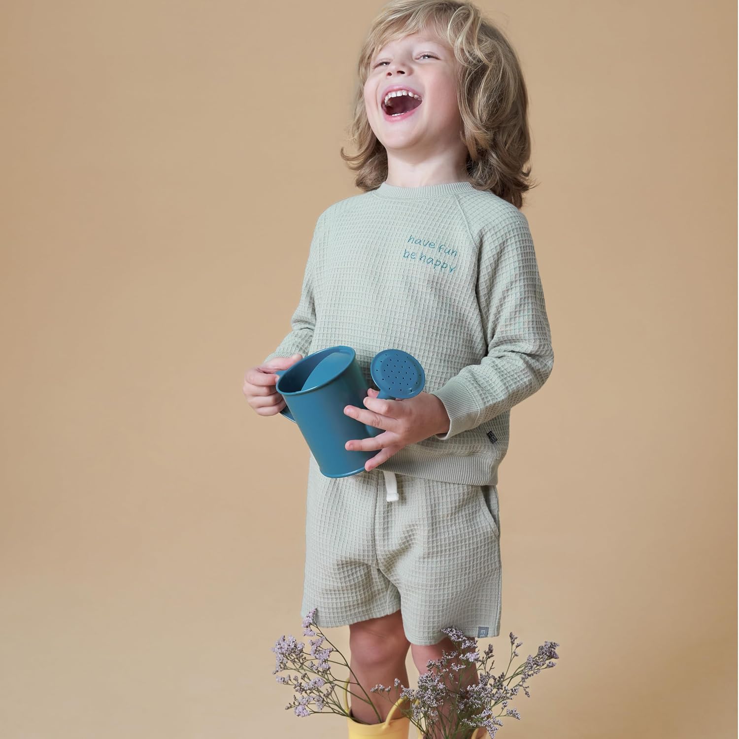 Detalle 2 de Modern Moments by Gerber Baby Top and Shorts Set, 12 Months