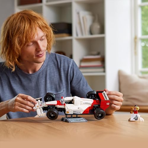 Thumbnail 6 de LEGO Icons McLaren MP4/4 e Ayrton Senna (10330): un modellino da costruire per intenditori e appassionati di F1