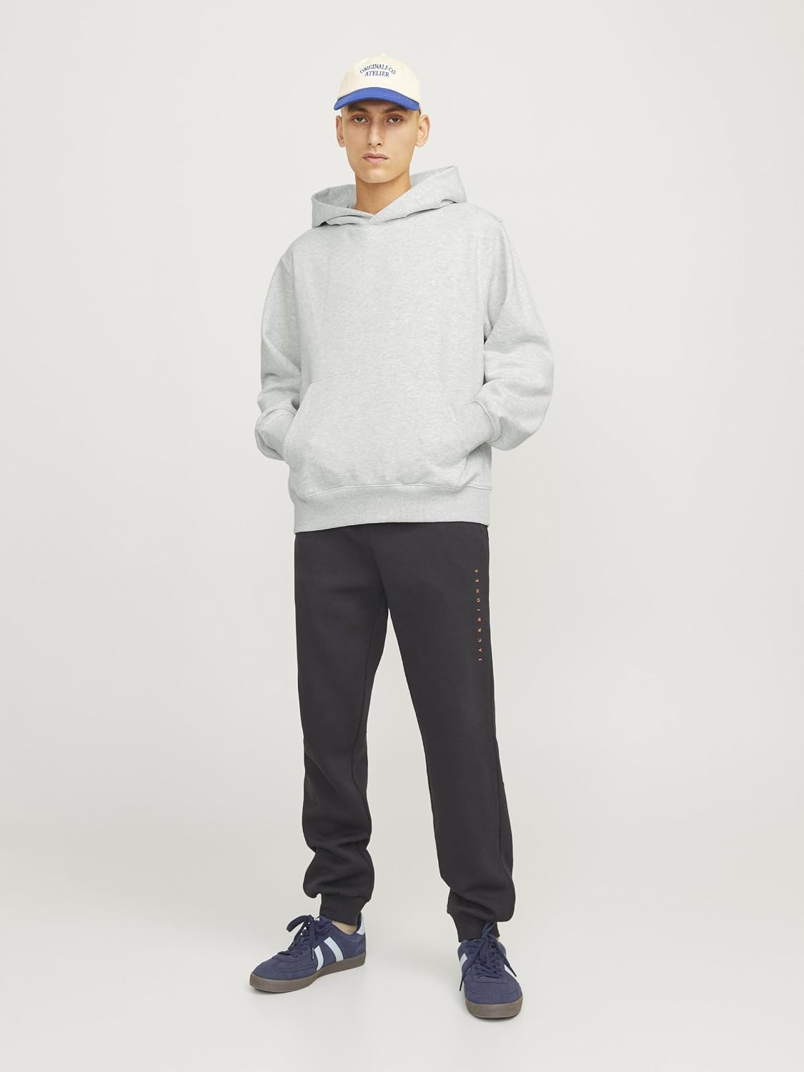 Detalle de JACK & JONES Hoodie Plain Hoodie con cappuccio