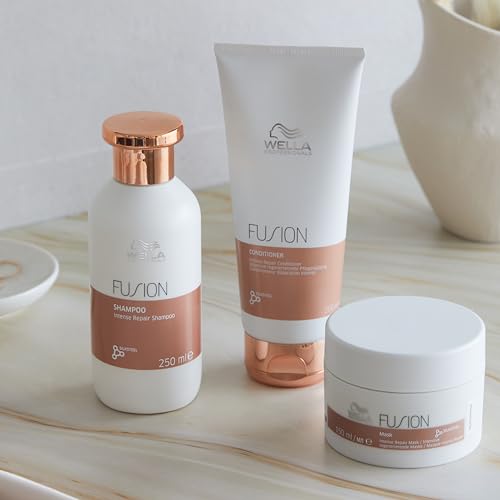 Thumbnail 12 de Wella Professionals FUSION Champú de Reparación Intensa para Cabello Seco y Dañado (500 ml)