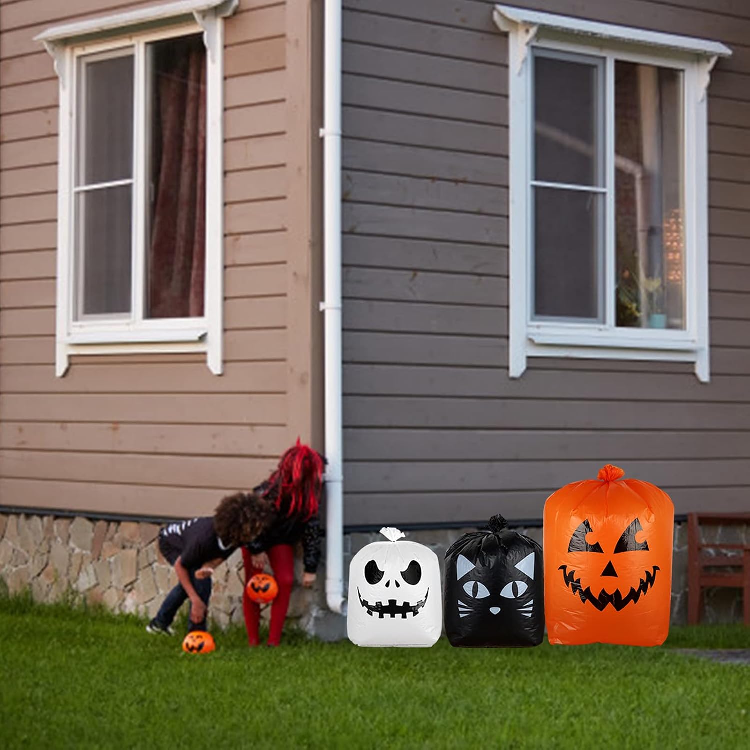 Detalle 2 de Giiffu 9-Pack Halloween Leaf Lawn Bags with Twist Ties, Pumpkin, Cat and Ghost Designs