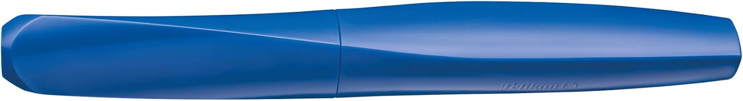 Detalle de Pelikan Twist Füllhalter, Edelstahl-Feder, Strichbreite M – Deep Blue