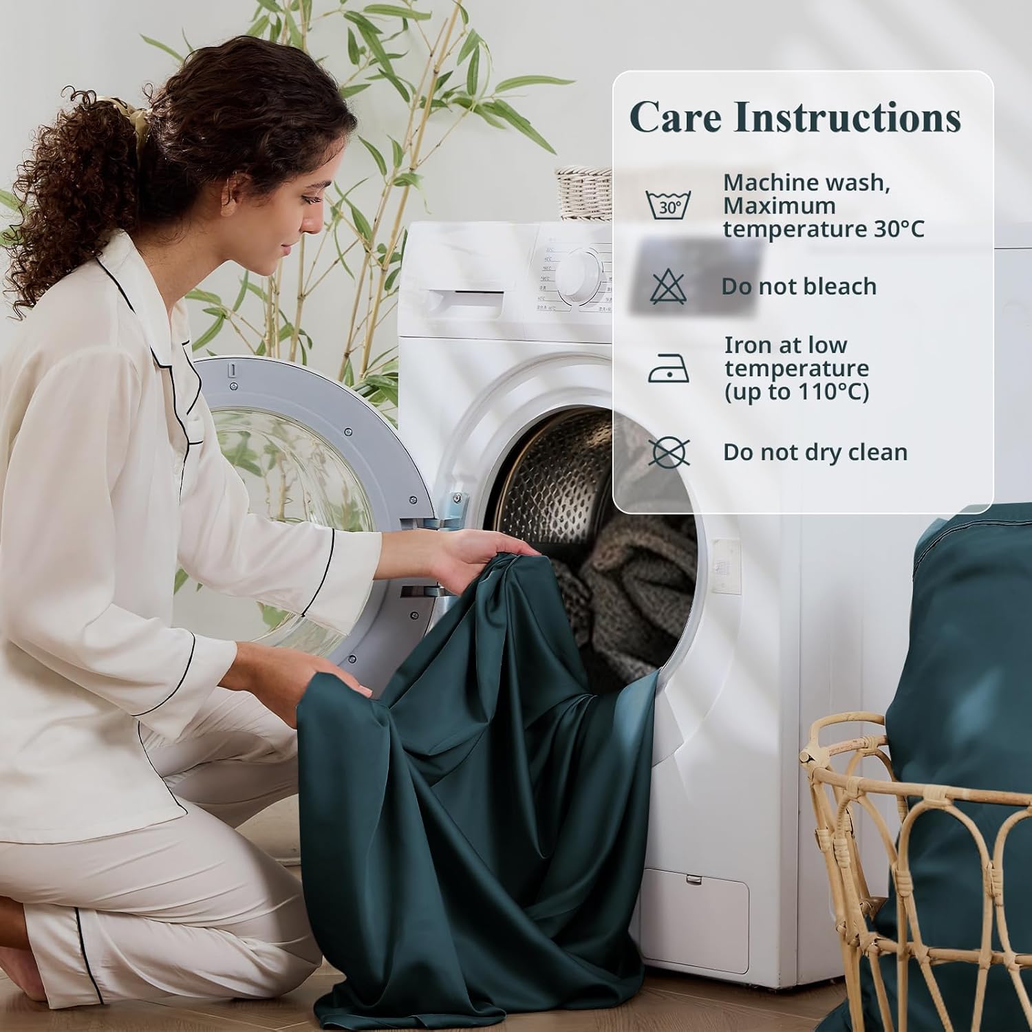 Thumbnail 6 de KRIMANO Queen Size Sheet Set (100% Viscose Derived from Bamboo) — Navy Blue, 4-Piece