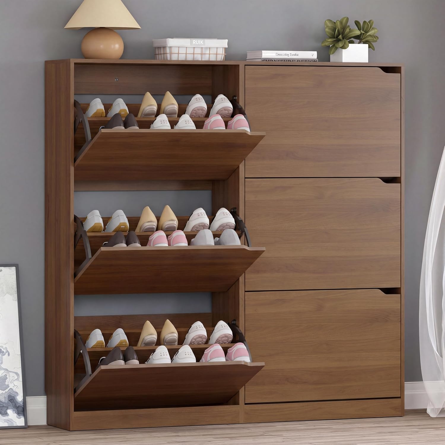 Detalle de BORNOON Shoe Cabinet with 6 Flip Drawers