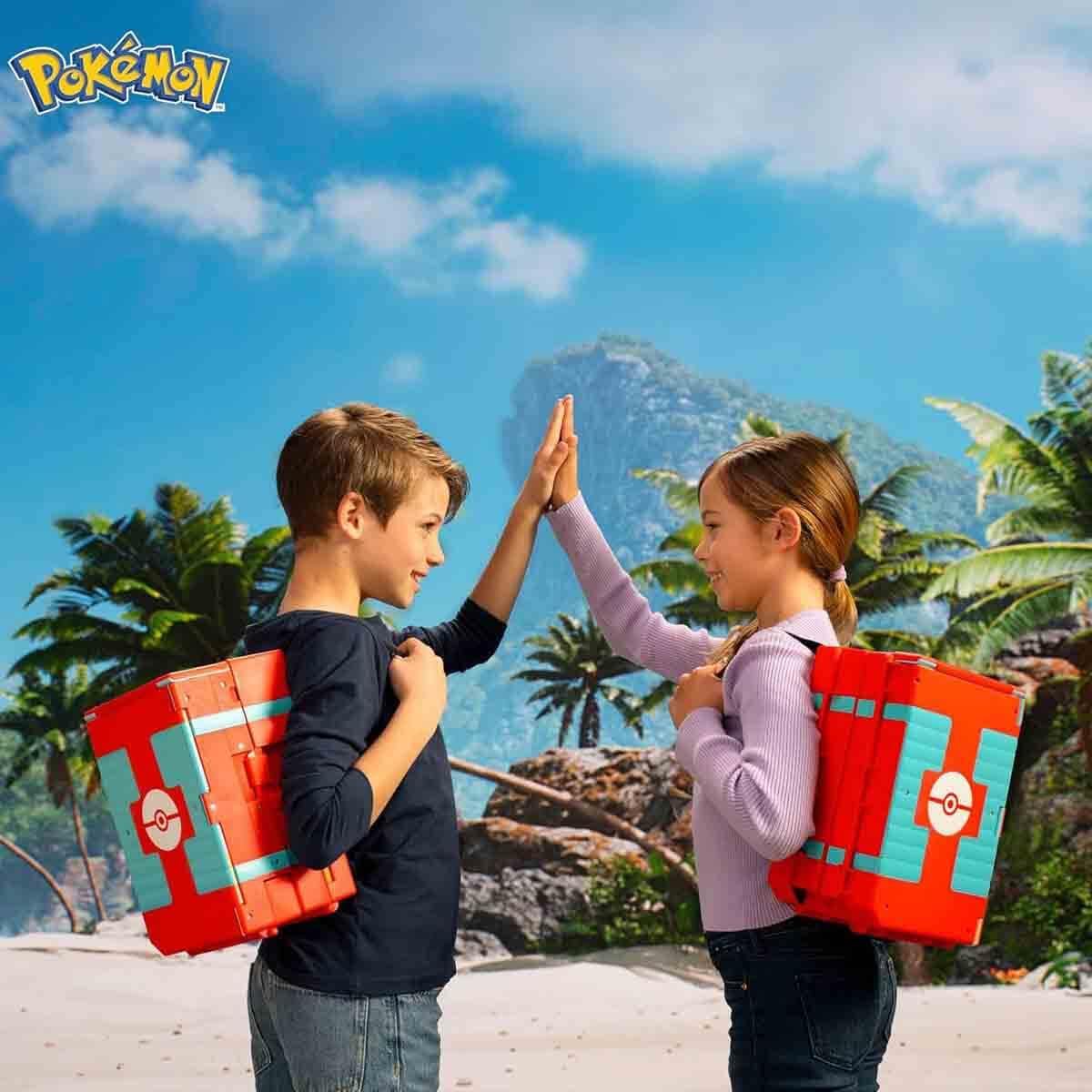 Thumbnail 1 de Pokémon Beach Battle Carry Case Playset with Pikachu battle figure