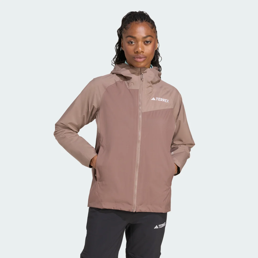 Detalle de Chaqueta impermeable Terrex Multi 2L RAIN.RDY de Adidas