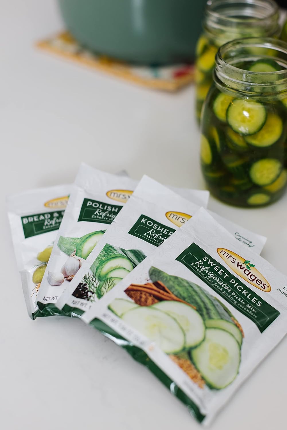 Detalle de Mrs. Wages Sweet Pickle Refrigerator Mix, 1.9 oz