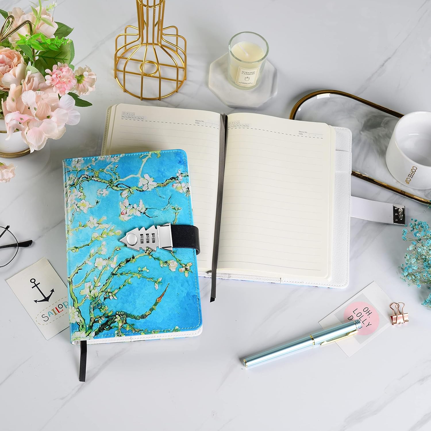 Thumbnail 1 de ZXHQ Journal intime avec code Amandier bleu (21 x 15,5 cm) – 224 pages