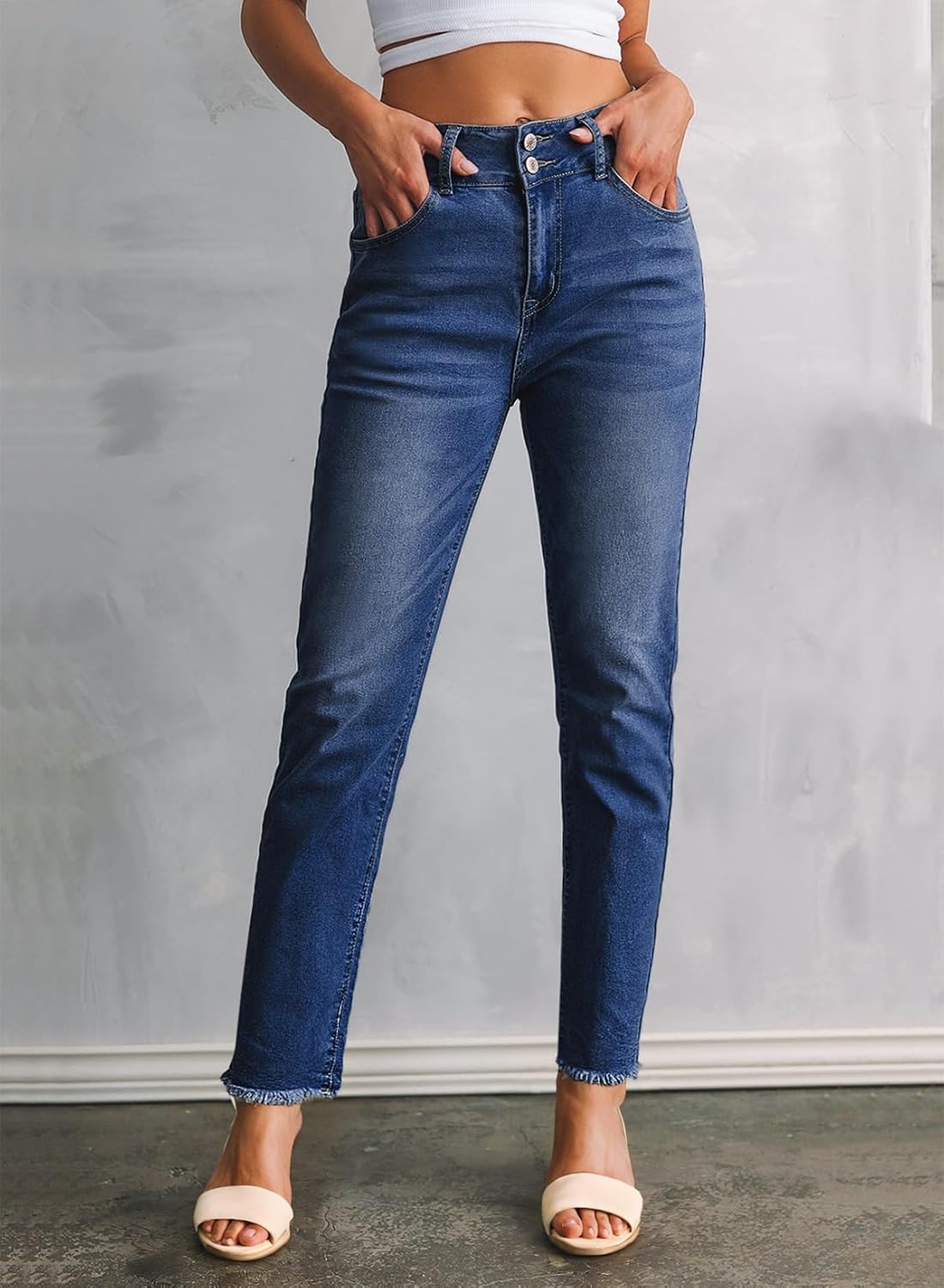 Detalle de Sidefeel Women's Raw-Hem Straight-Leg Jeans, High Waist, Double Button