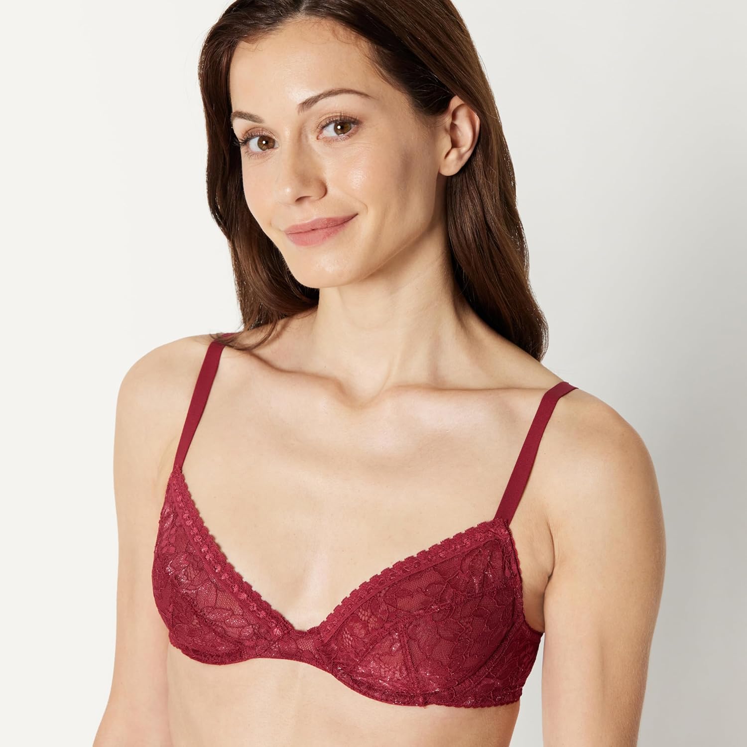 Thumbnail 3 de Amazon Essentials women’s stretch all-over lace plunge bra with underwired support