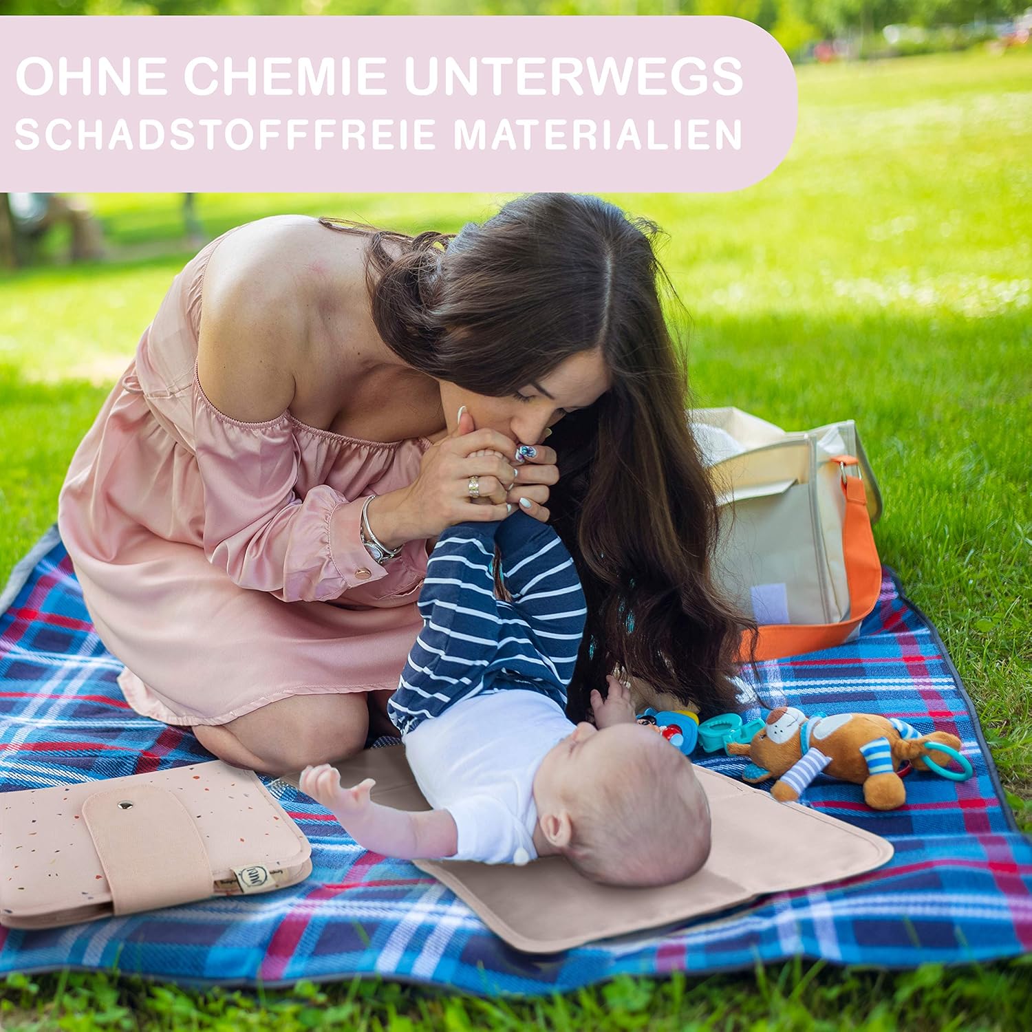 Thumbnail 5 de Jubi Windeltasche mit Wickelunterlage – kompakt, rosa Konfetti, Klettverschluss