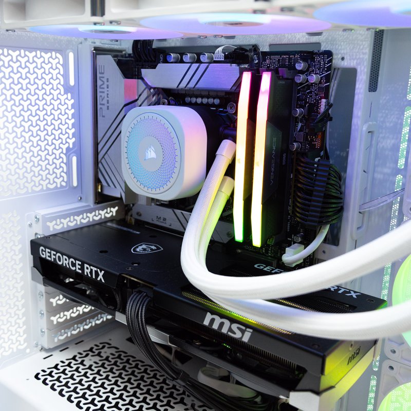 Thumbnail 2 de PcCom iCUE i7-14700KF RTX 5080 32GB