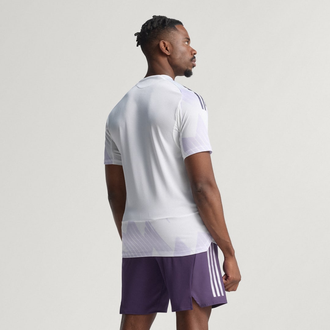 Detalle 2 de Camiseta segunda equipación Manchester United 25/26 Oficial de Adidas