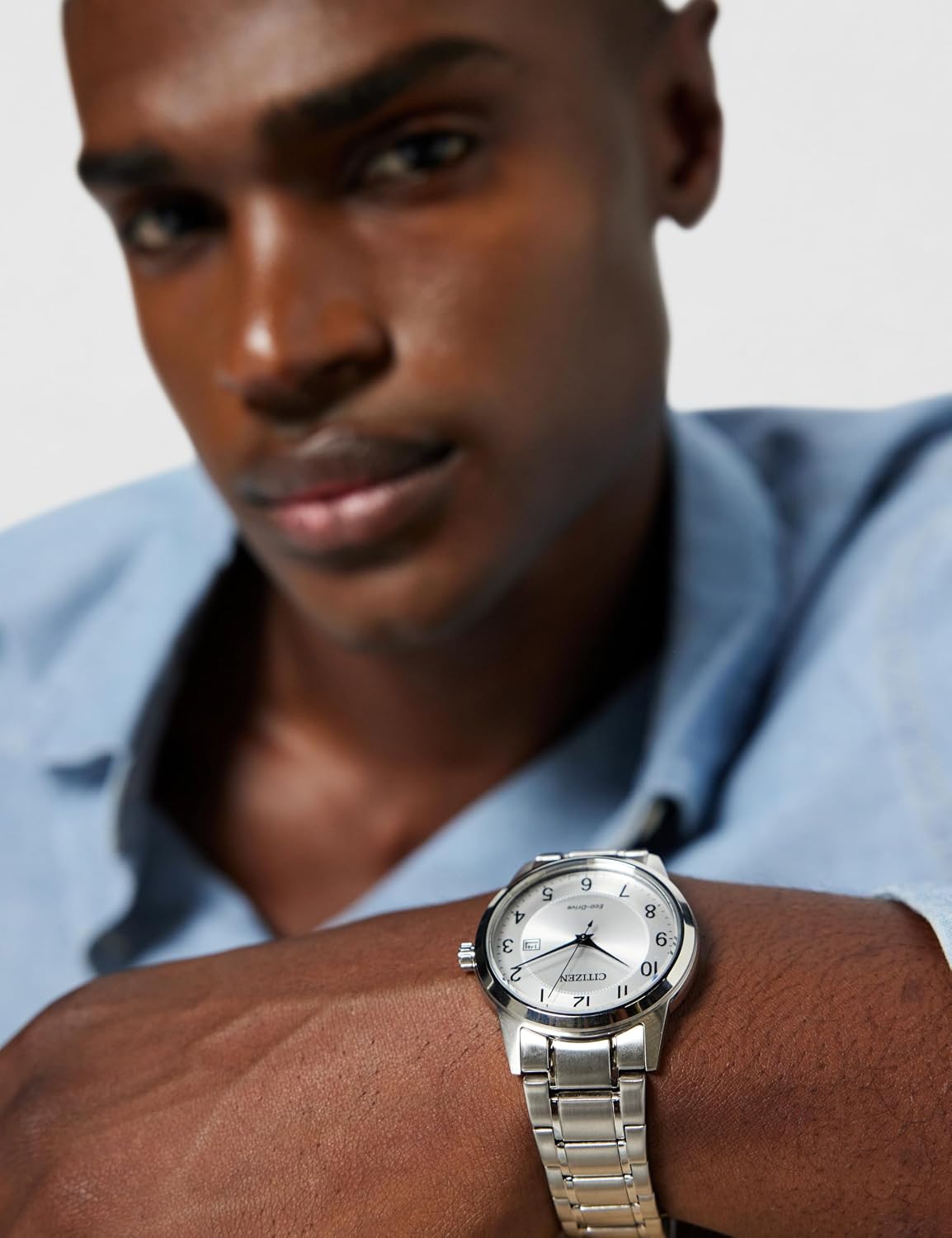 Detalle 2 de Citizen AW1231-58B Eco-Drive Quarz Herrenuhr