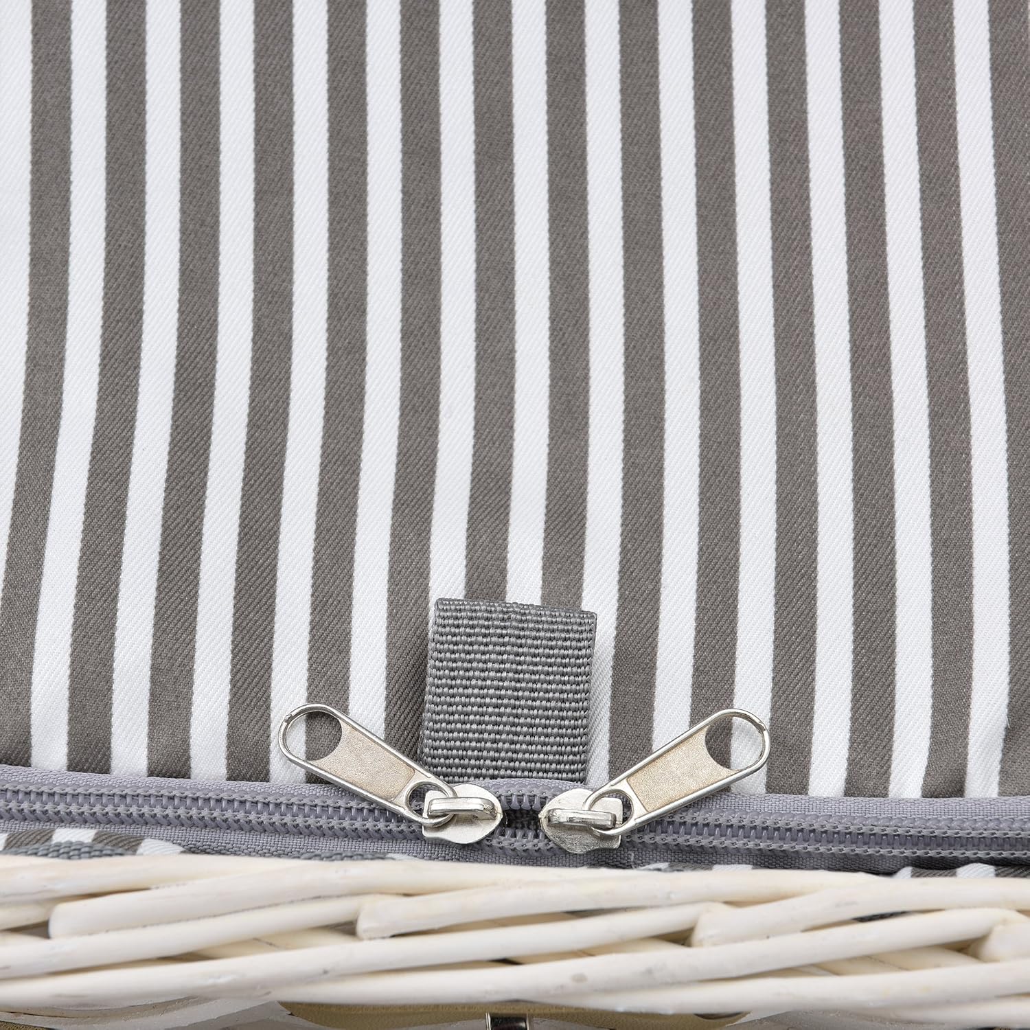 Thumbnail 3 de casa.pro Cestino da Picnic per 4 persone in stile valigia bianco con borsa termica